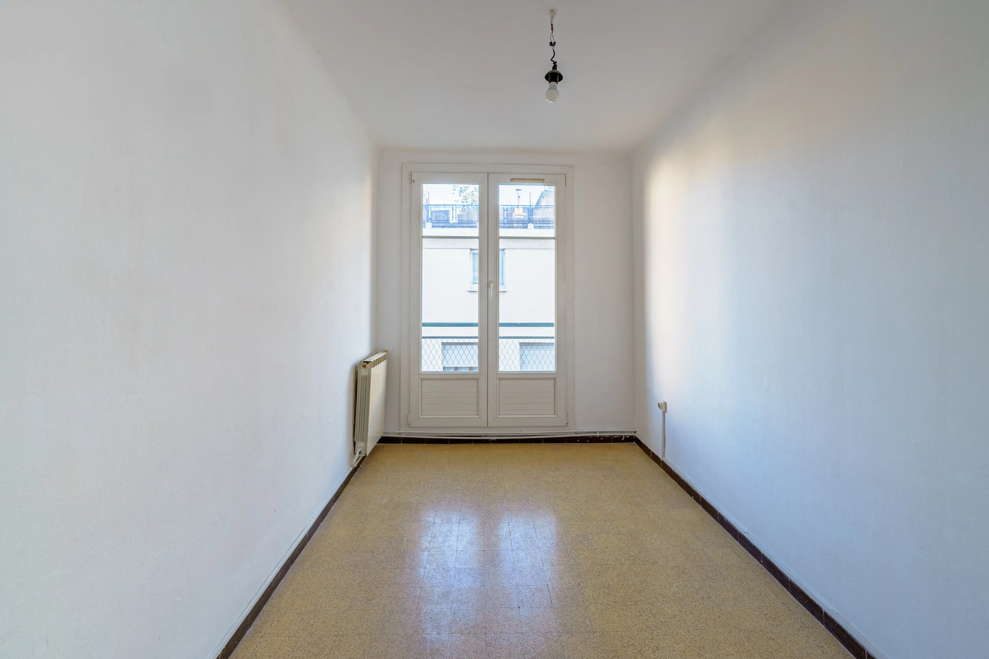 Achat immobilier Appartement 6 pièces  70m2 à Marseille (13008) - Photo n°9
