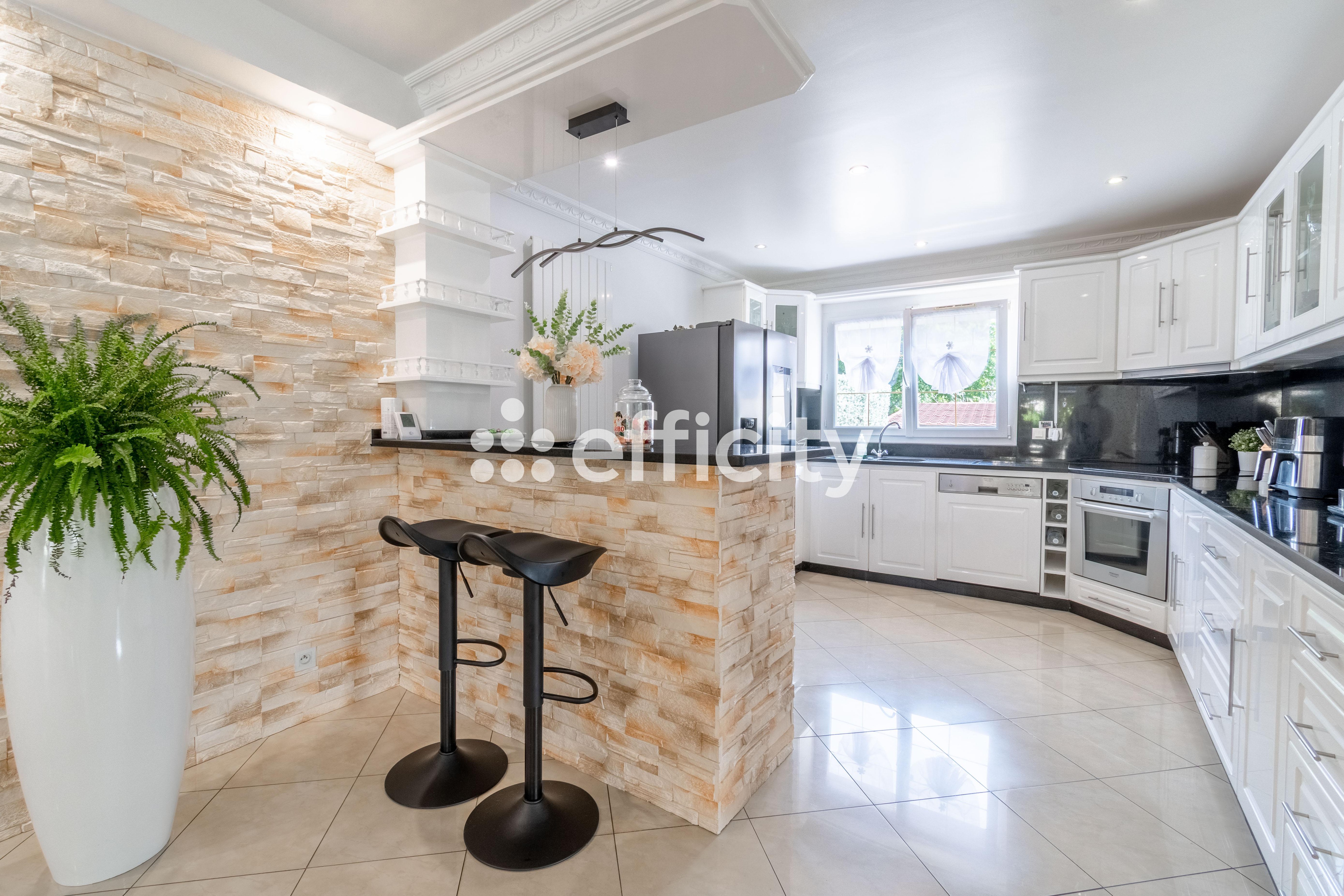 Achat immobilier Maison 7 pièces  140m2 à Vigneux-sur-Seine (91270) - Photo n°5