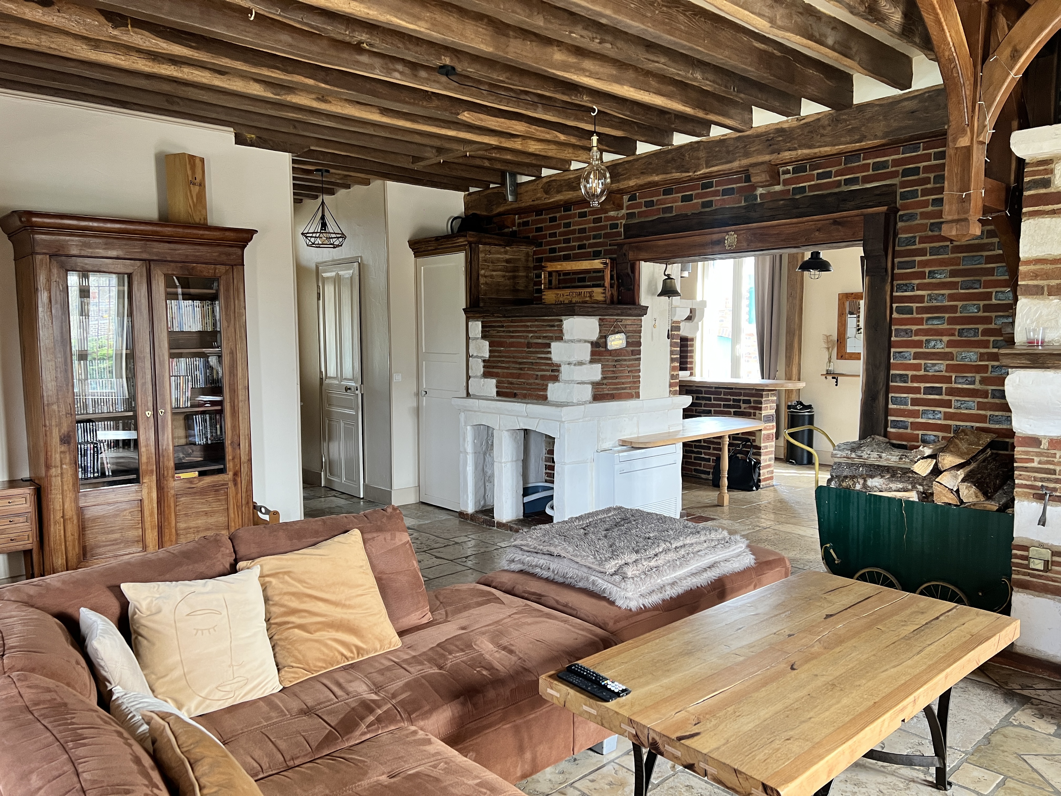 Achat immobilier Maison 6 pièces  208m2 à Montceaux-lès-Vaudes (10260) - Photo n°1