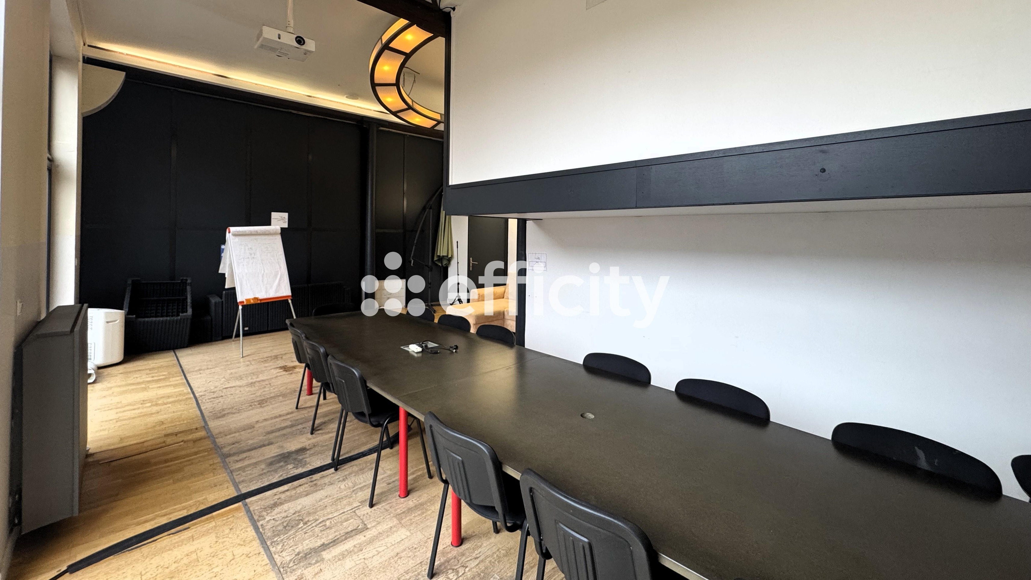 Achat immobilier Bureau 10 pièces  636m2 à Roubaix (59100) - Photo n°4