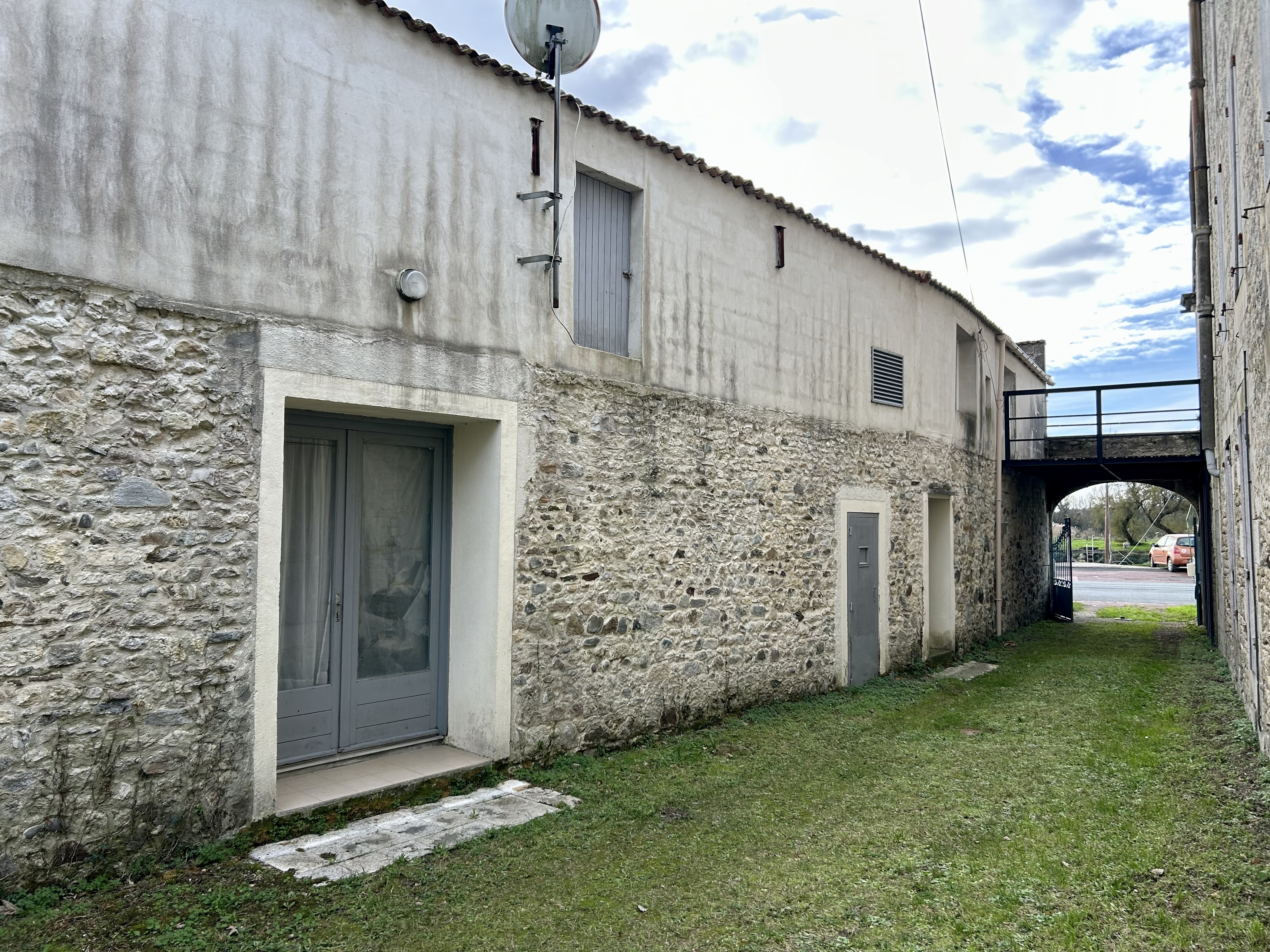 Achat immobilier Immeuble 7 pièces  344m2 à La Tremblade (17390) - Photo n°1