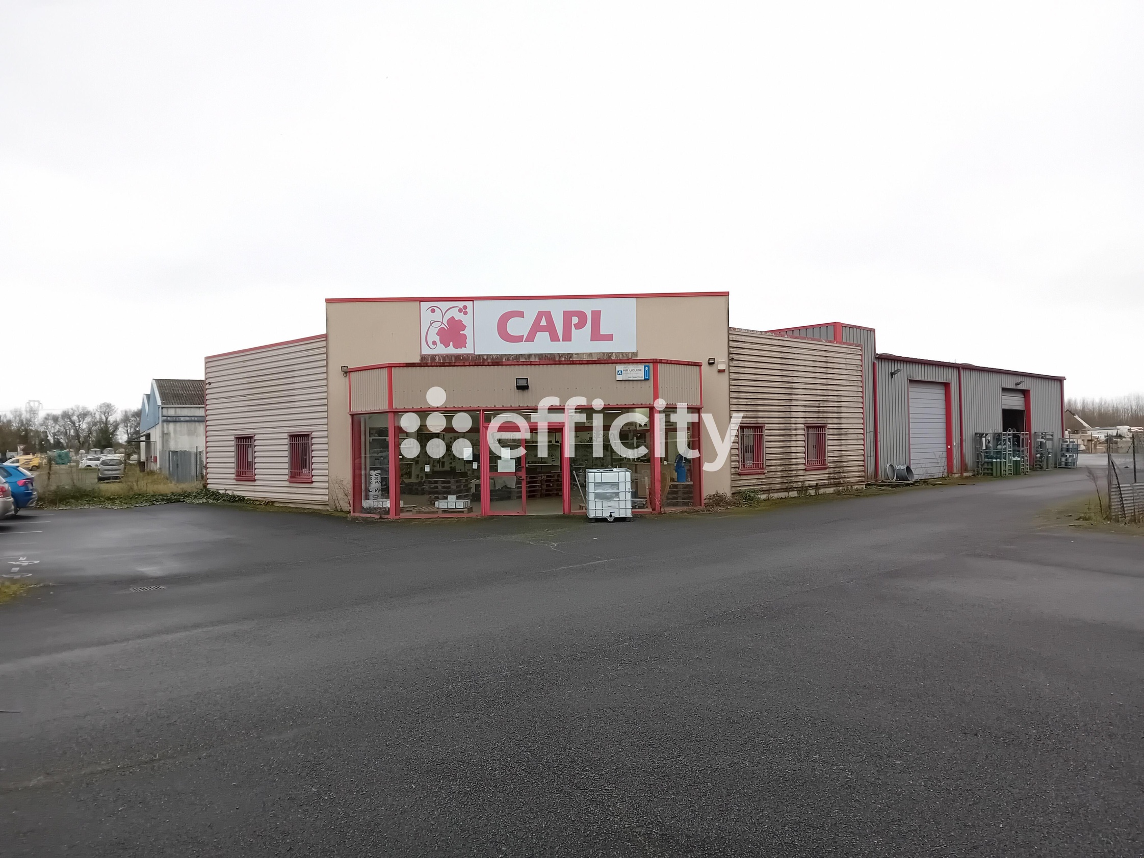 local commercial  - 900m2 à Bourgueil (37140)