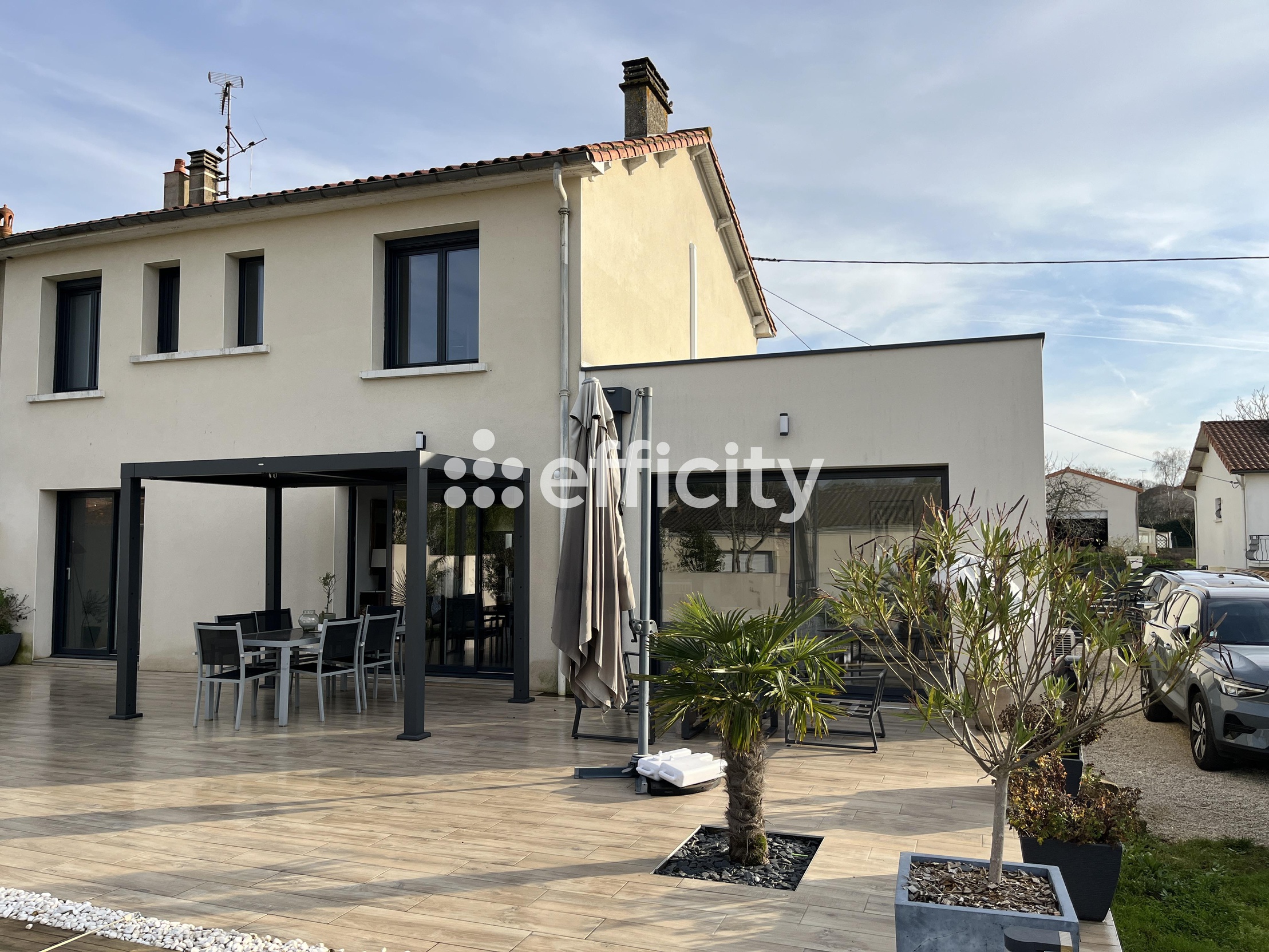 maison 6 pièces - 131m2 à Niort (79000)