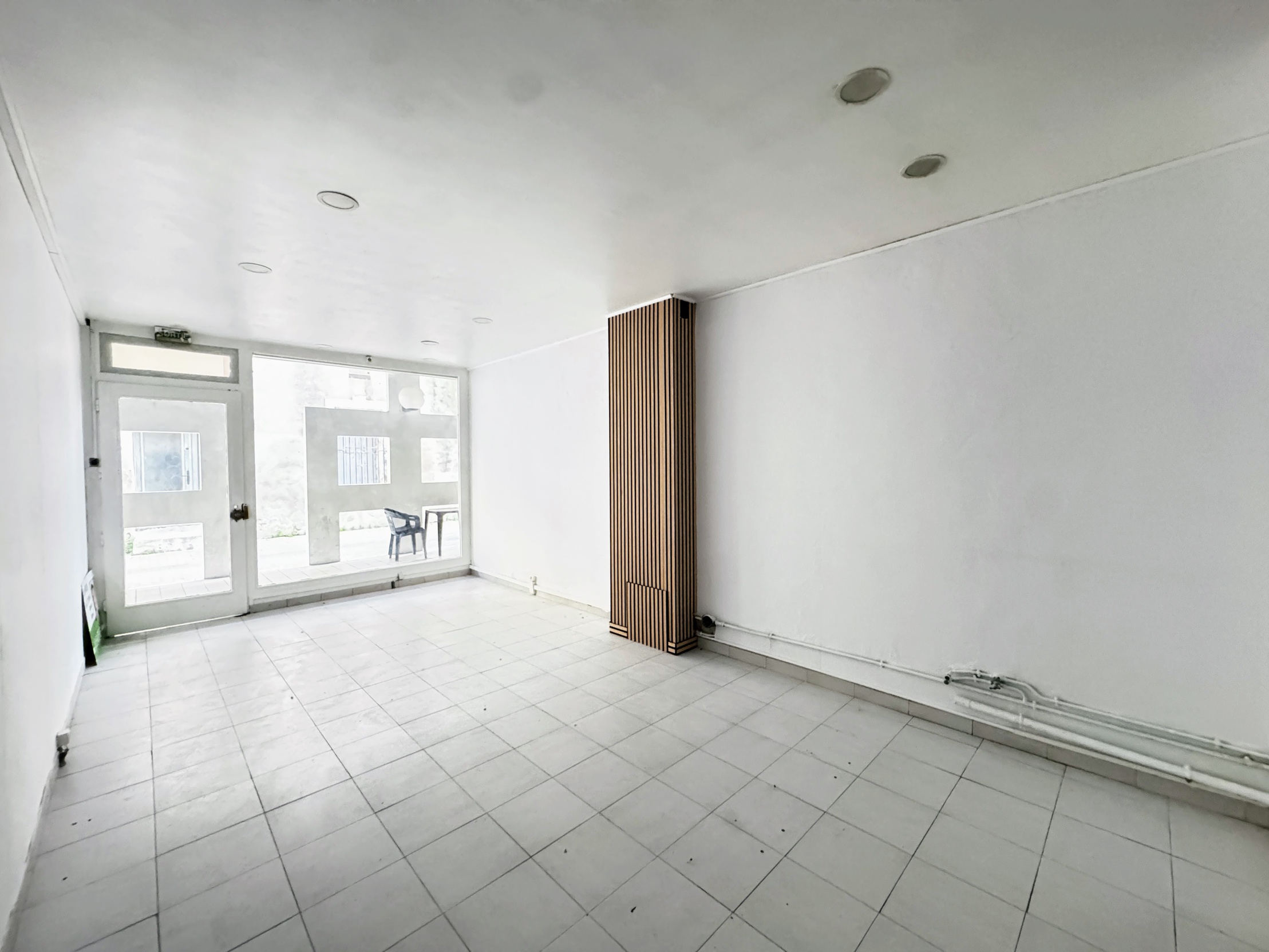 local commercial 1 pièces - 32m2 à Balaruc-les-Bains (34540)