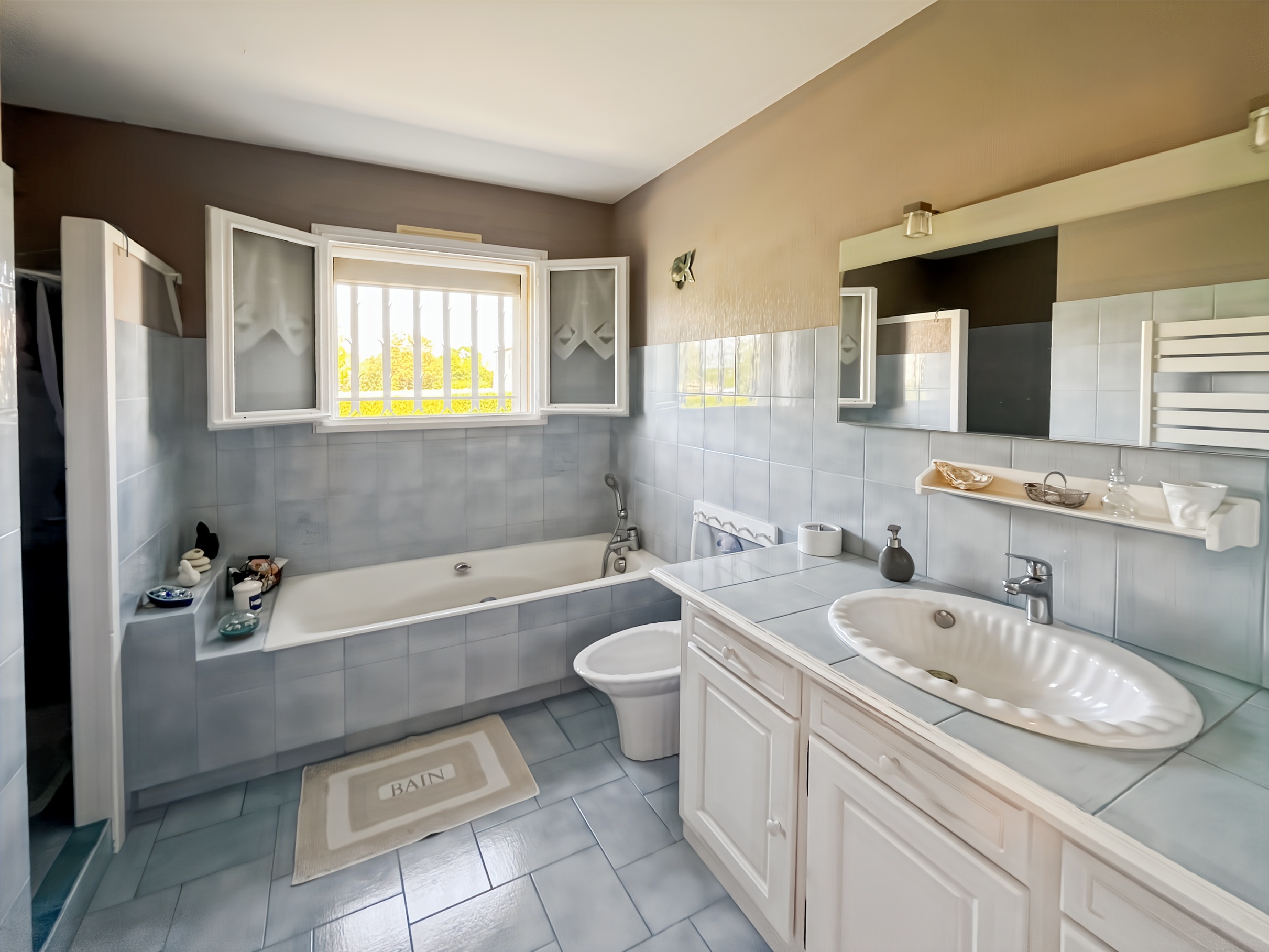 Achat immobilier Maison 5 pièces  140m2 à Louzignac (17160) - Photo n°7