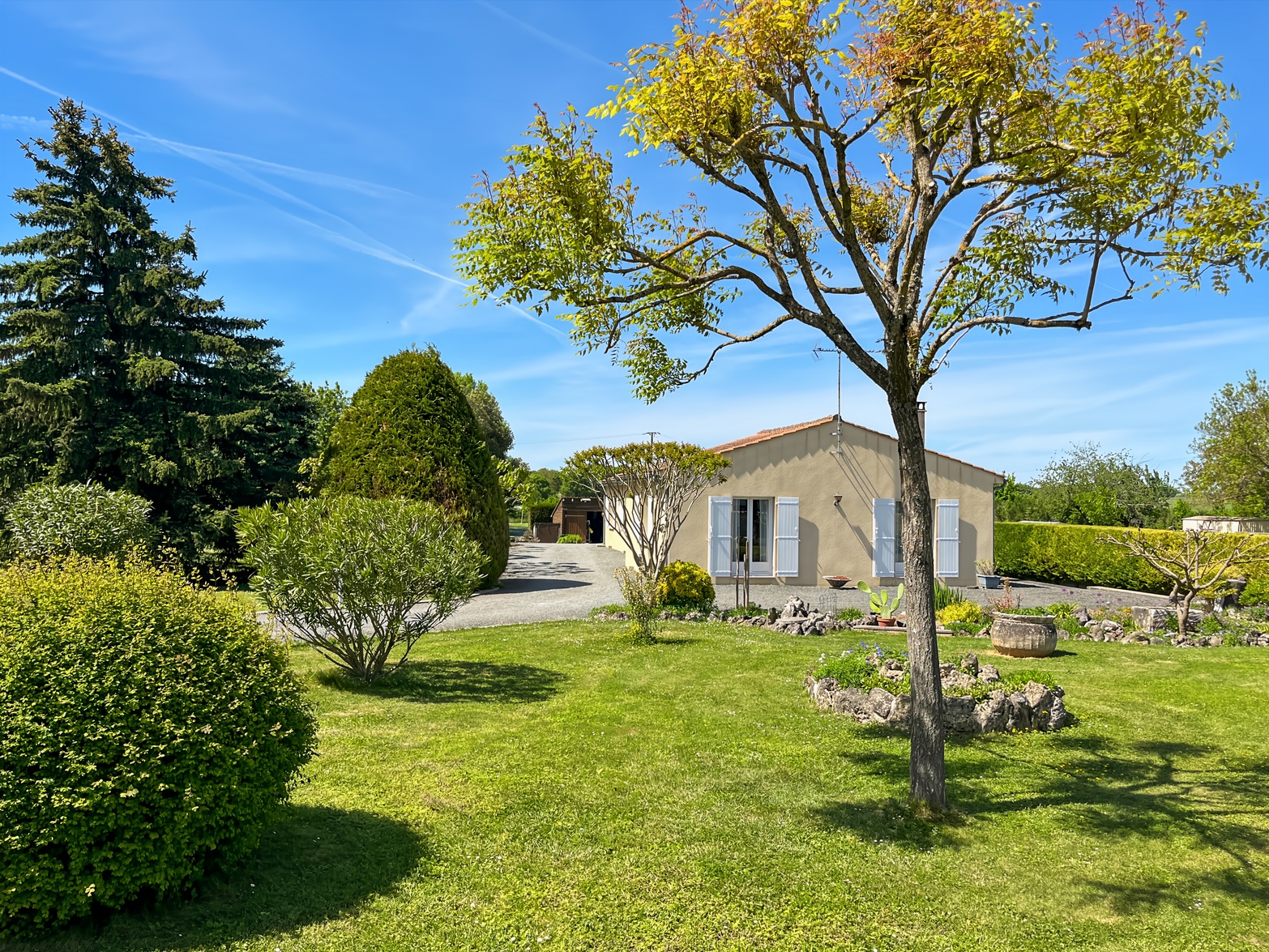 maison 5 pièces - 140,0m2 à Louzignac (17160)