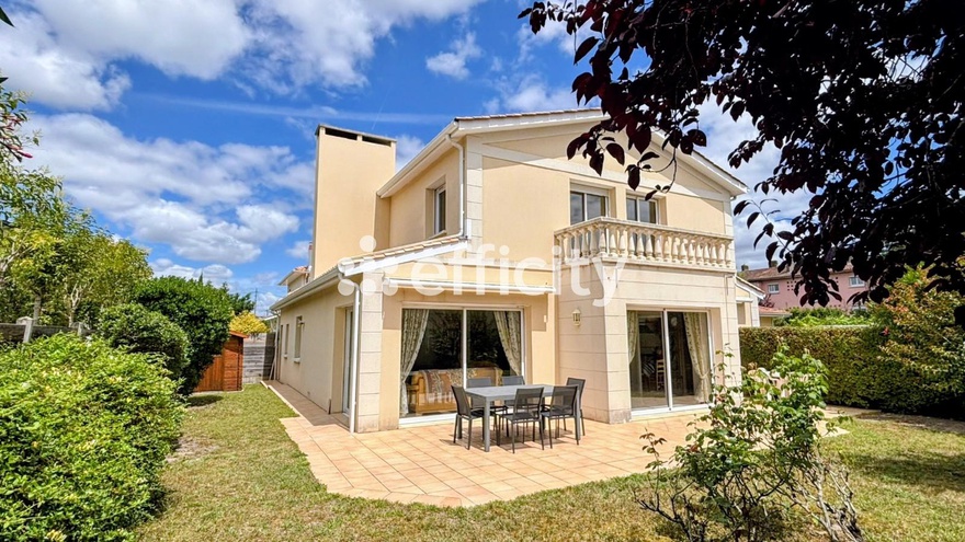 maison 6 pièces - 157m2 à Bordeaux (33200)