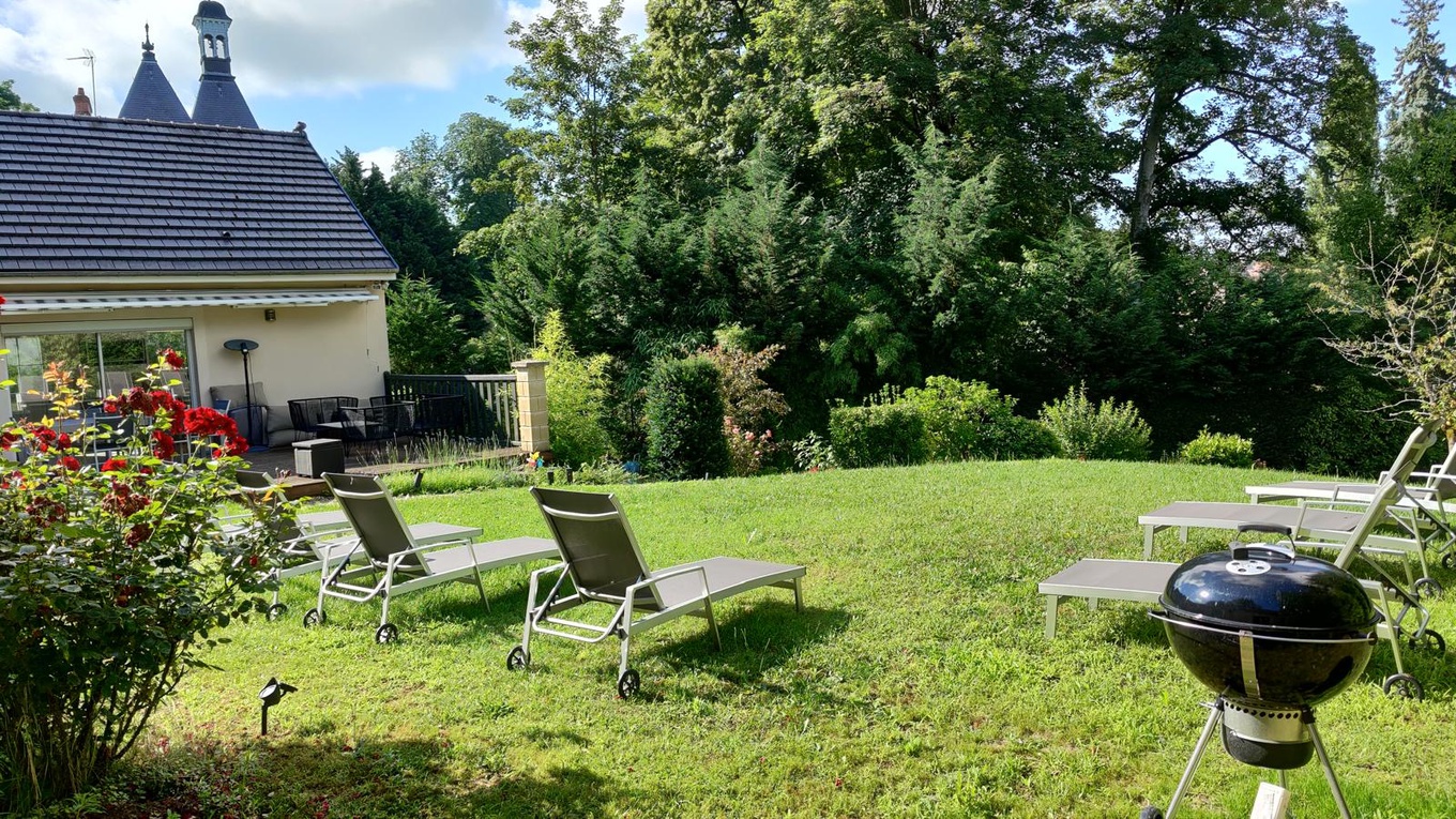 Achat immobilier Maison 8 pièces  270m2 à Morainvilliers (78630) - Photo n°4