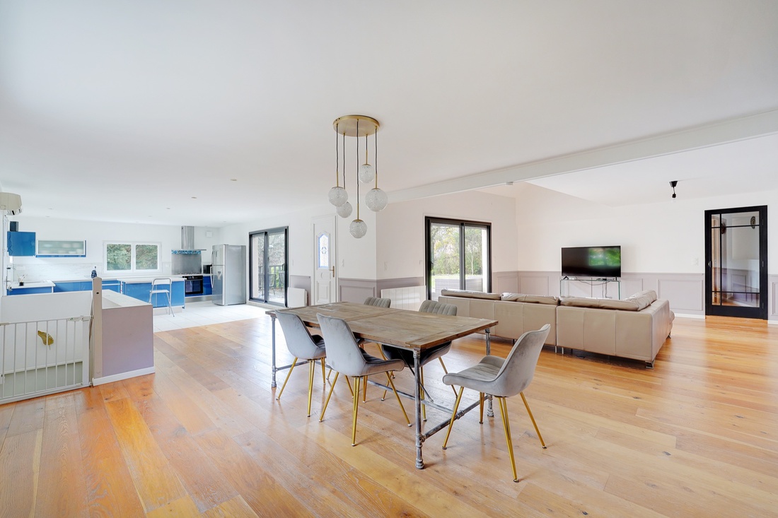 maison 8 pièces - 270m2 à Orgeval (78630)