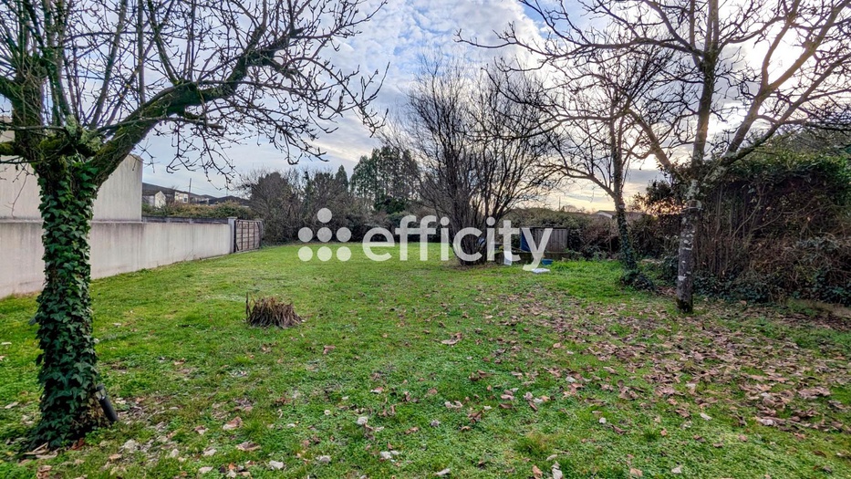 terrain  - 500m2 à Châteaubernard (16100)