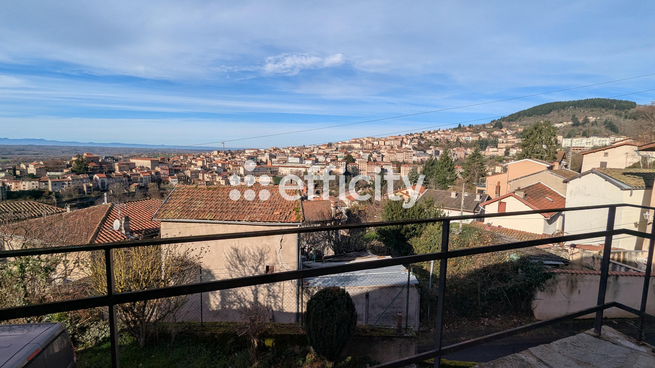 maison 5 pièces - 95,0m2 à Thiers (63300)