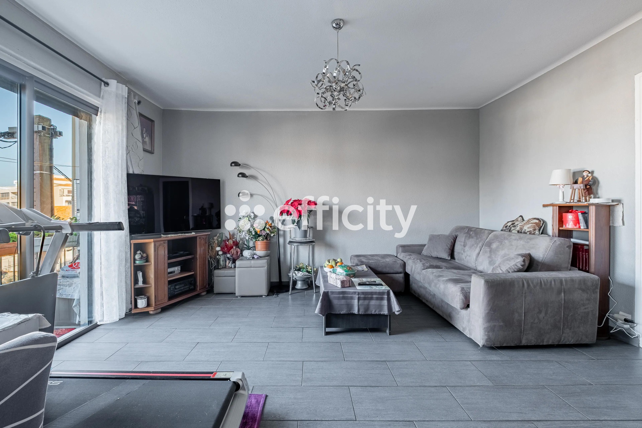 appartement 2 pièces - 54m2 à Fréjus (83600)