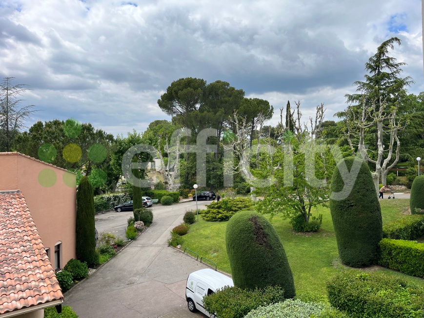 Achat immobilier Appartement 1 pièces  35m2 à Aix-en-Provence (13100) - Photo n°1