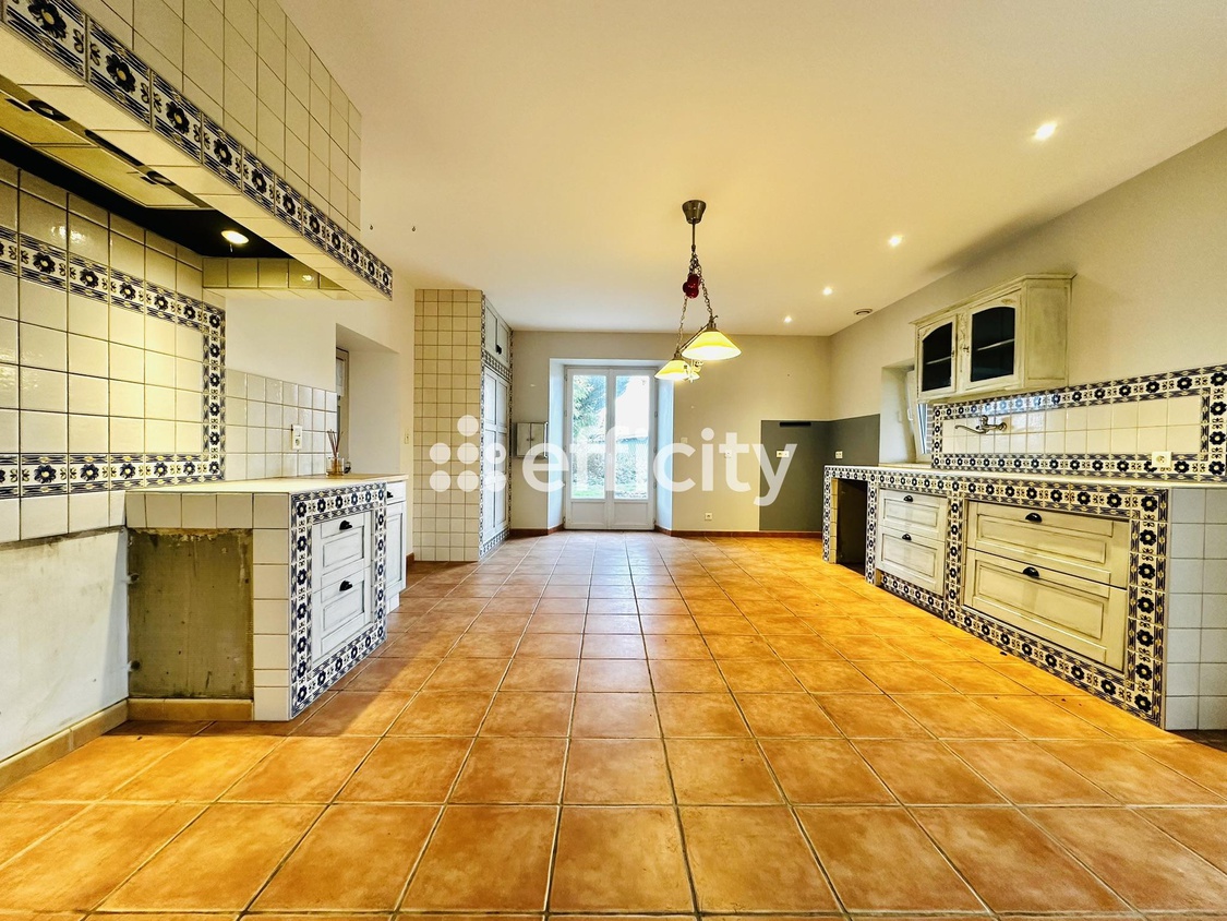 maison 8 pièces - 225m2 à Retiers (35240)