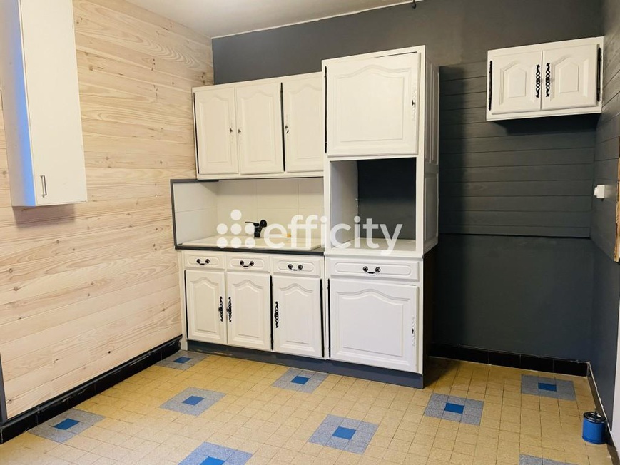 Achat immobilier Maison 5 pièces  102m2 à Saint-Ulphace (72320) - Photo n°5