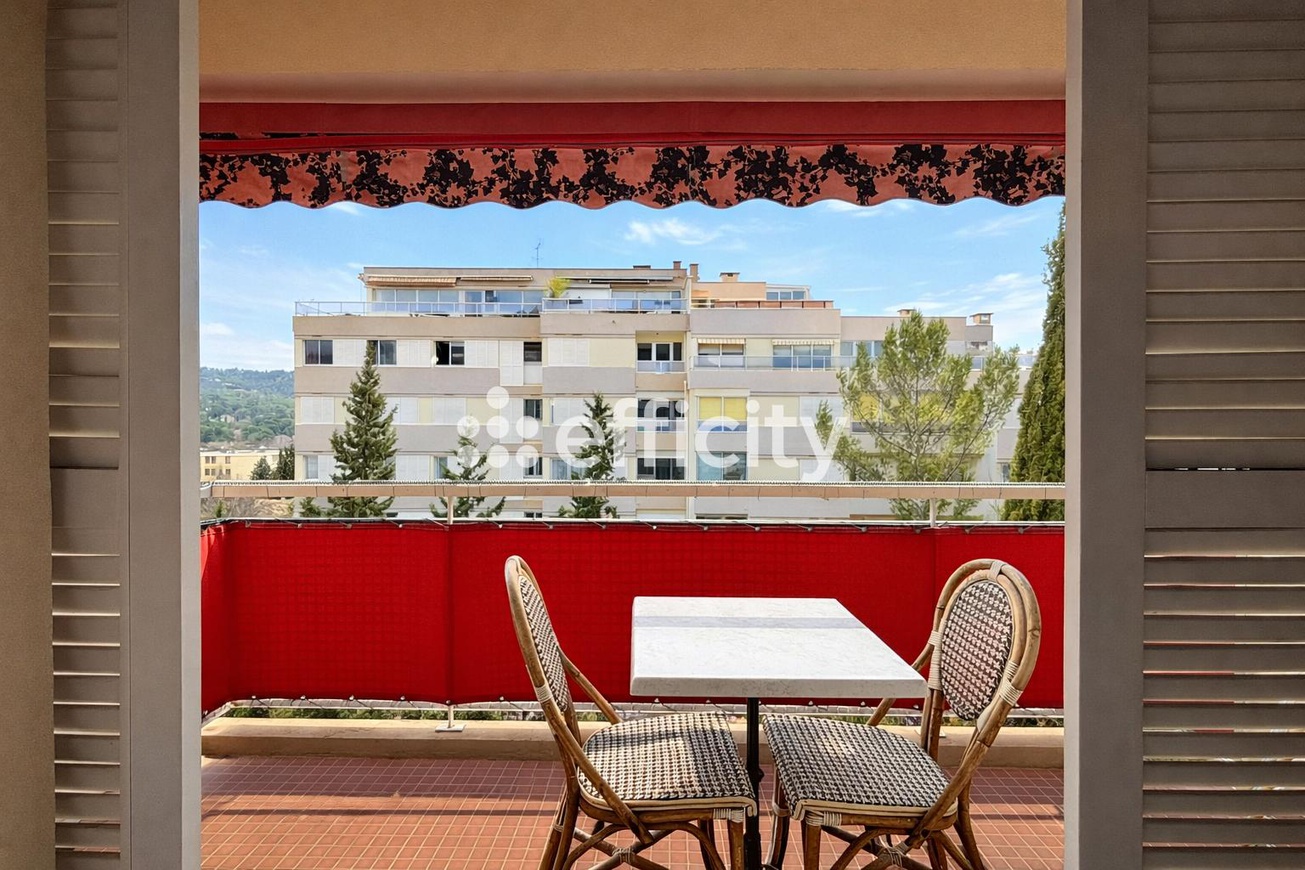 Achat immobilier Appartement 5 pièces  90m2 à Aix-en-Provence (13100) - Photo n°4