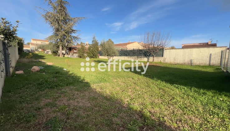 terrain  - 532,0m2 à Pourrières (83910)