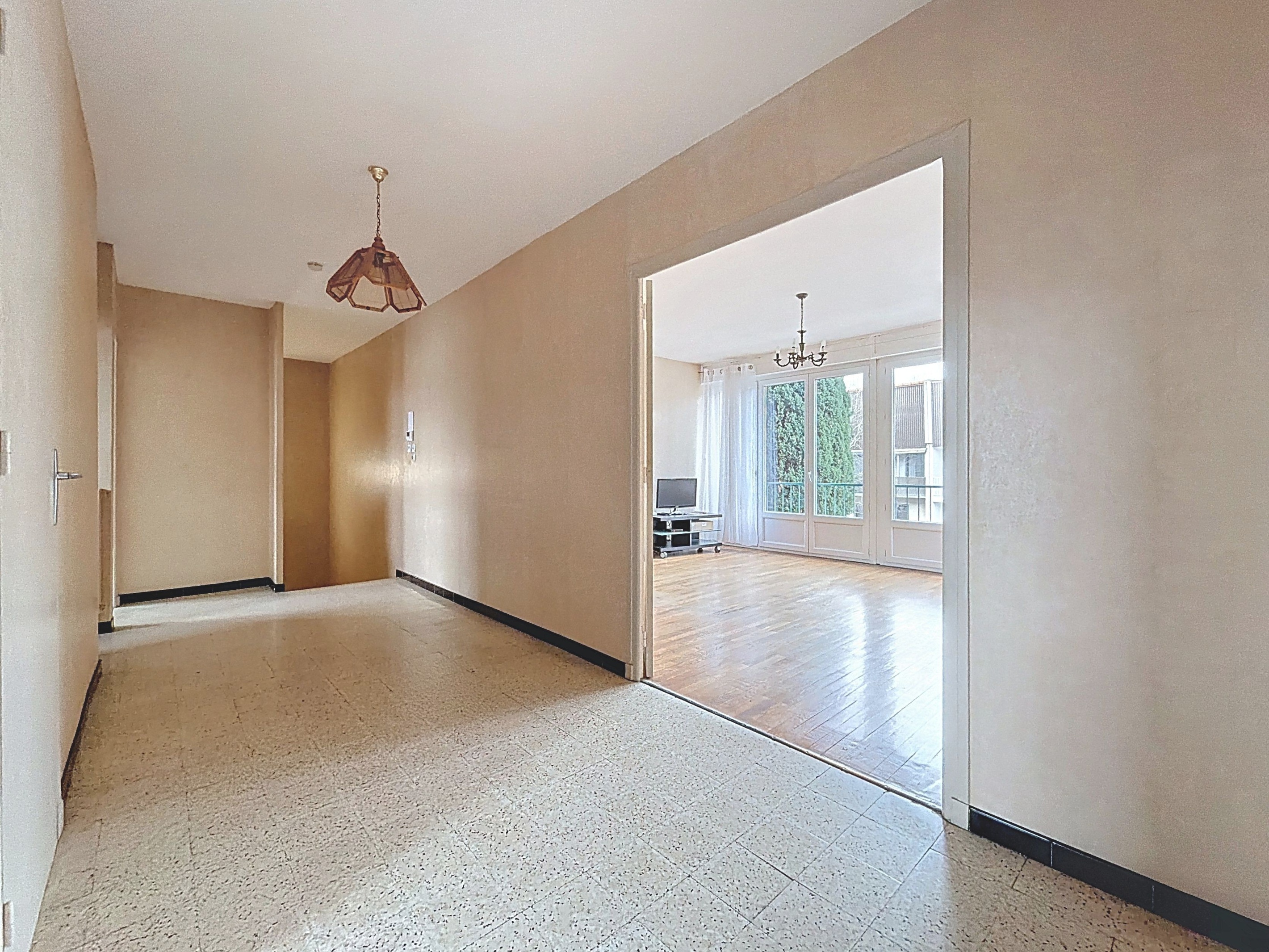 Achat immobilier Maison 8 pièces  145m2 à Valence (26000) - Photo n°11