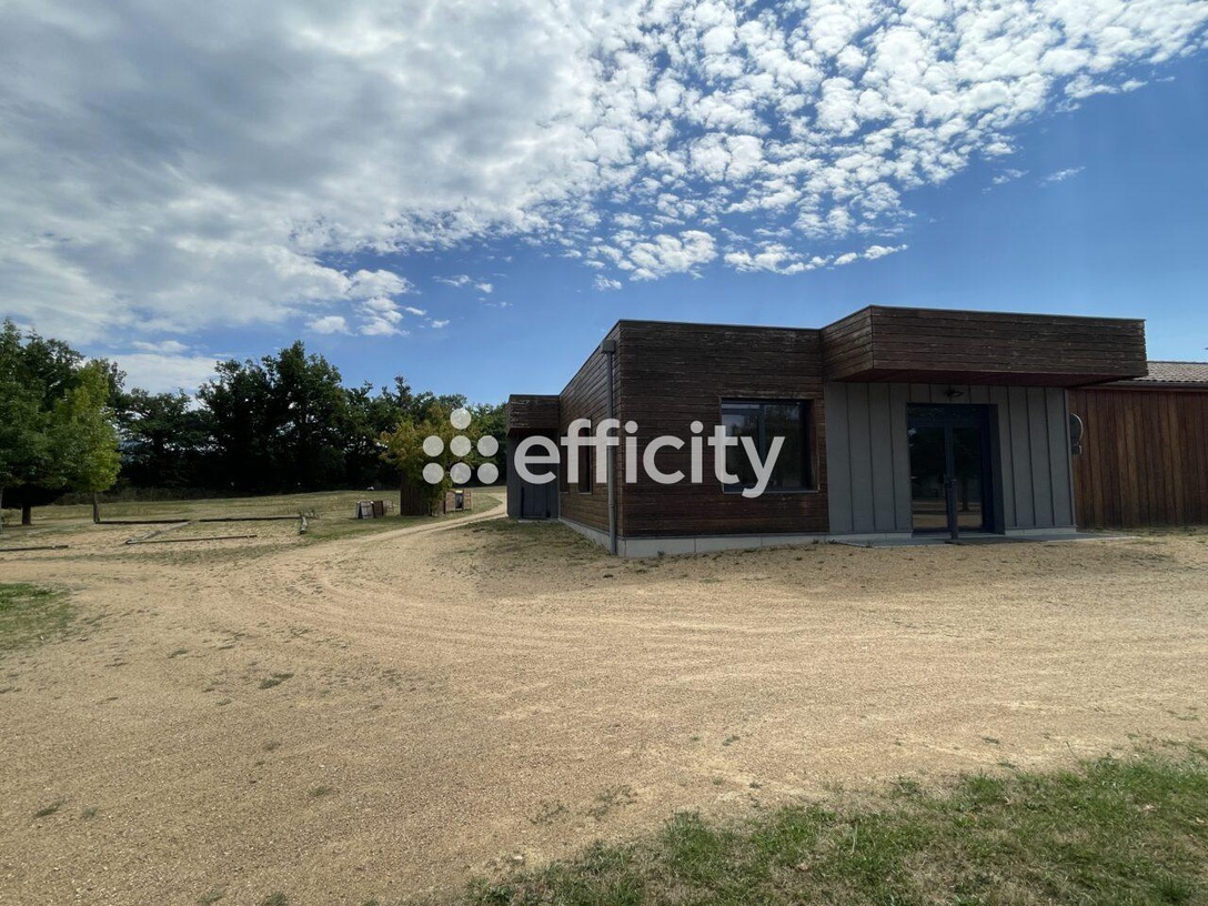Achat immobilier Local commercial 42 pièces  600m2 à Aubusson-d'Auvergne (63120) - Photo n°14