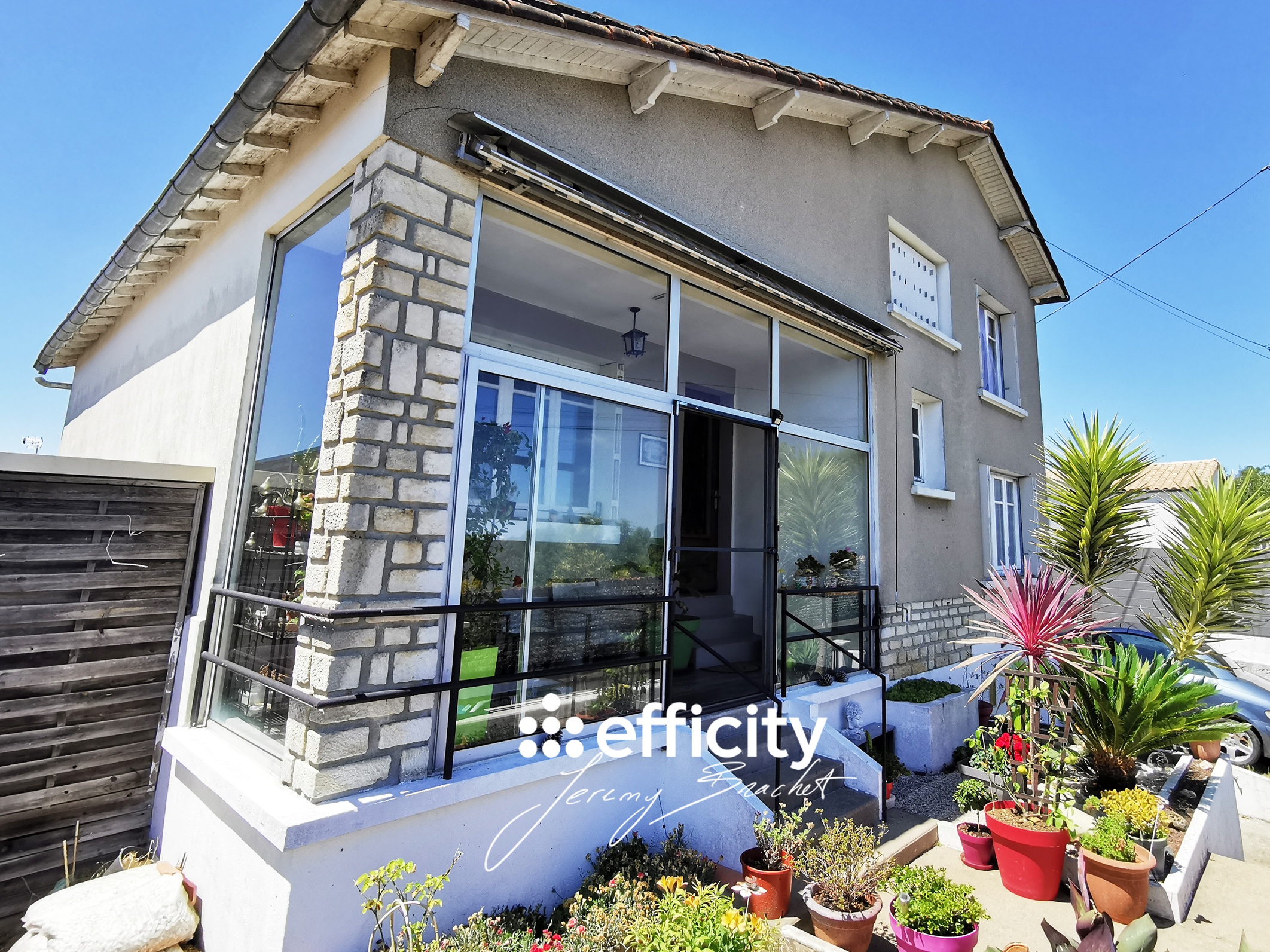 Achat immobilier Maison 6 pièces  106m2 à Niort (79000) - Photo n°1