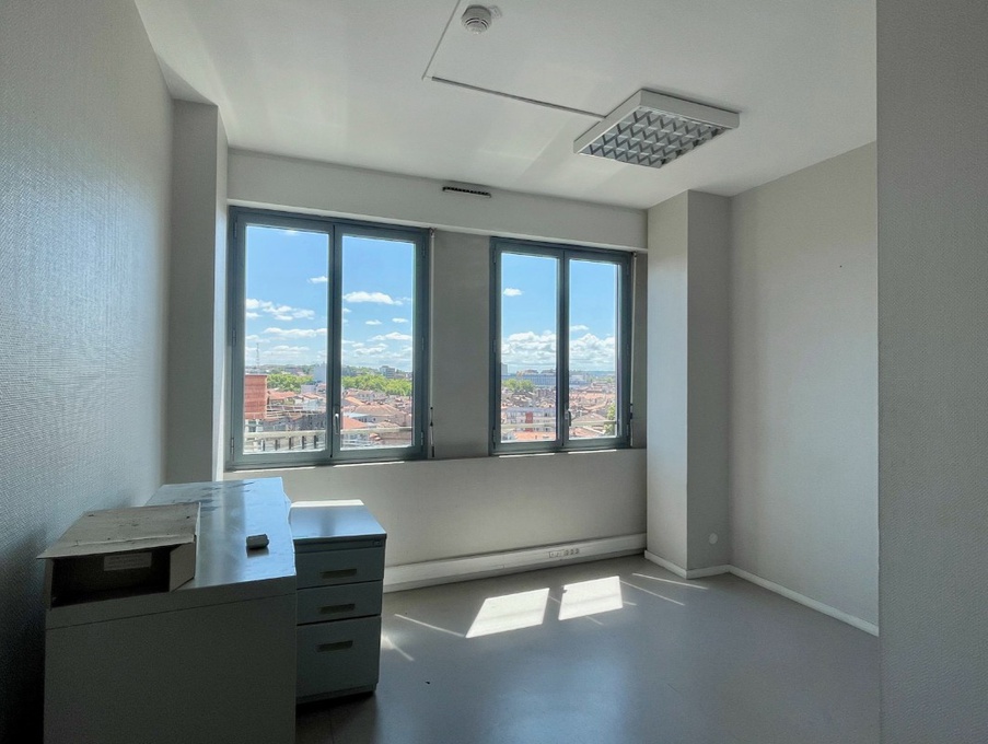 Achat immobilier Bureau 22 pièces  421m2 à Toulouse (31000) - Photo n°14