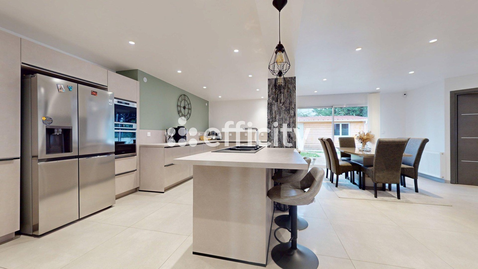 Achat immobilier Maison 5 pièces  134m2 à Meyzieu (69330) - Photo n°1