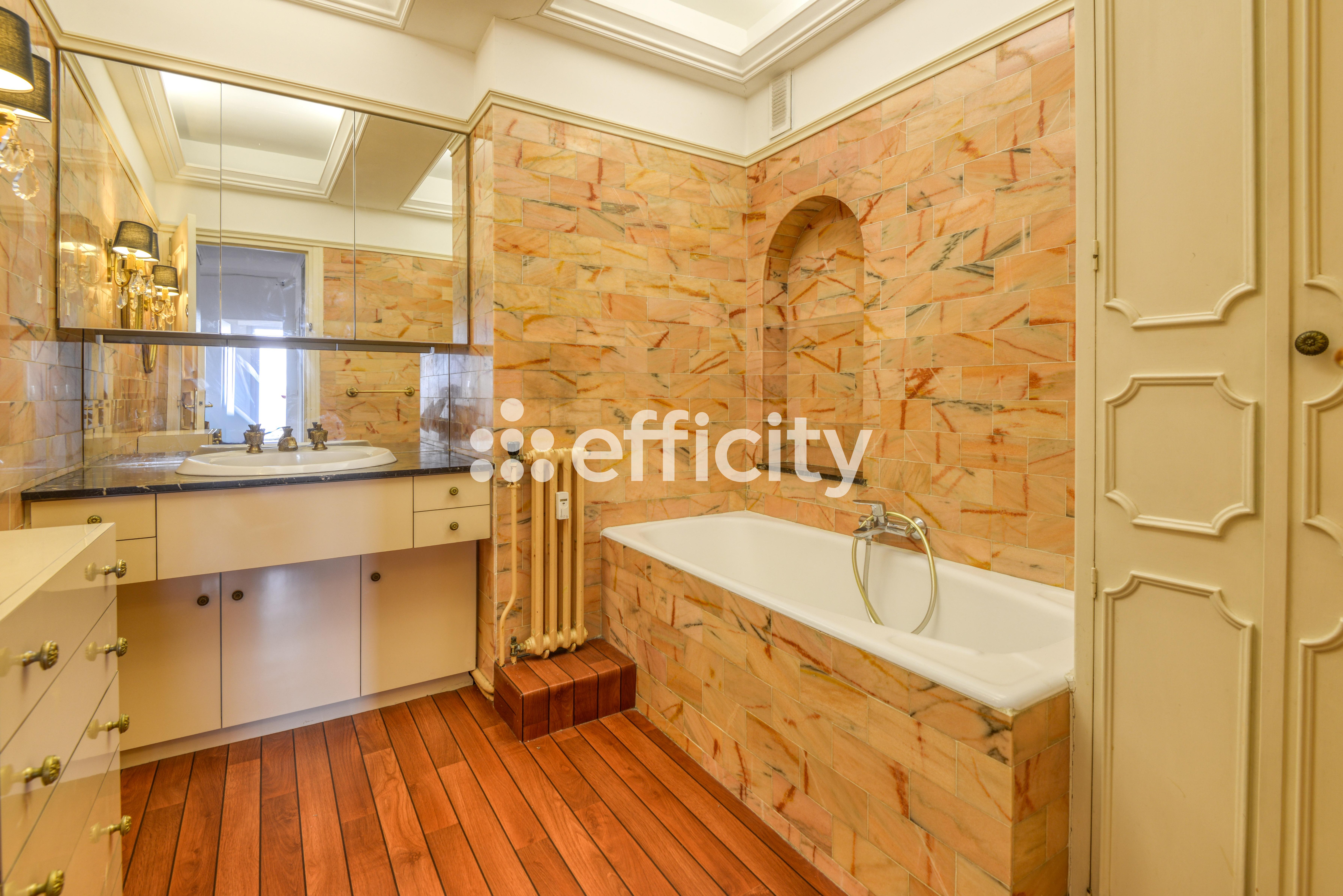 Achat immobilier Appartement 6 pièces  157m2 à Nantes (44000) - Photo n°13