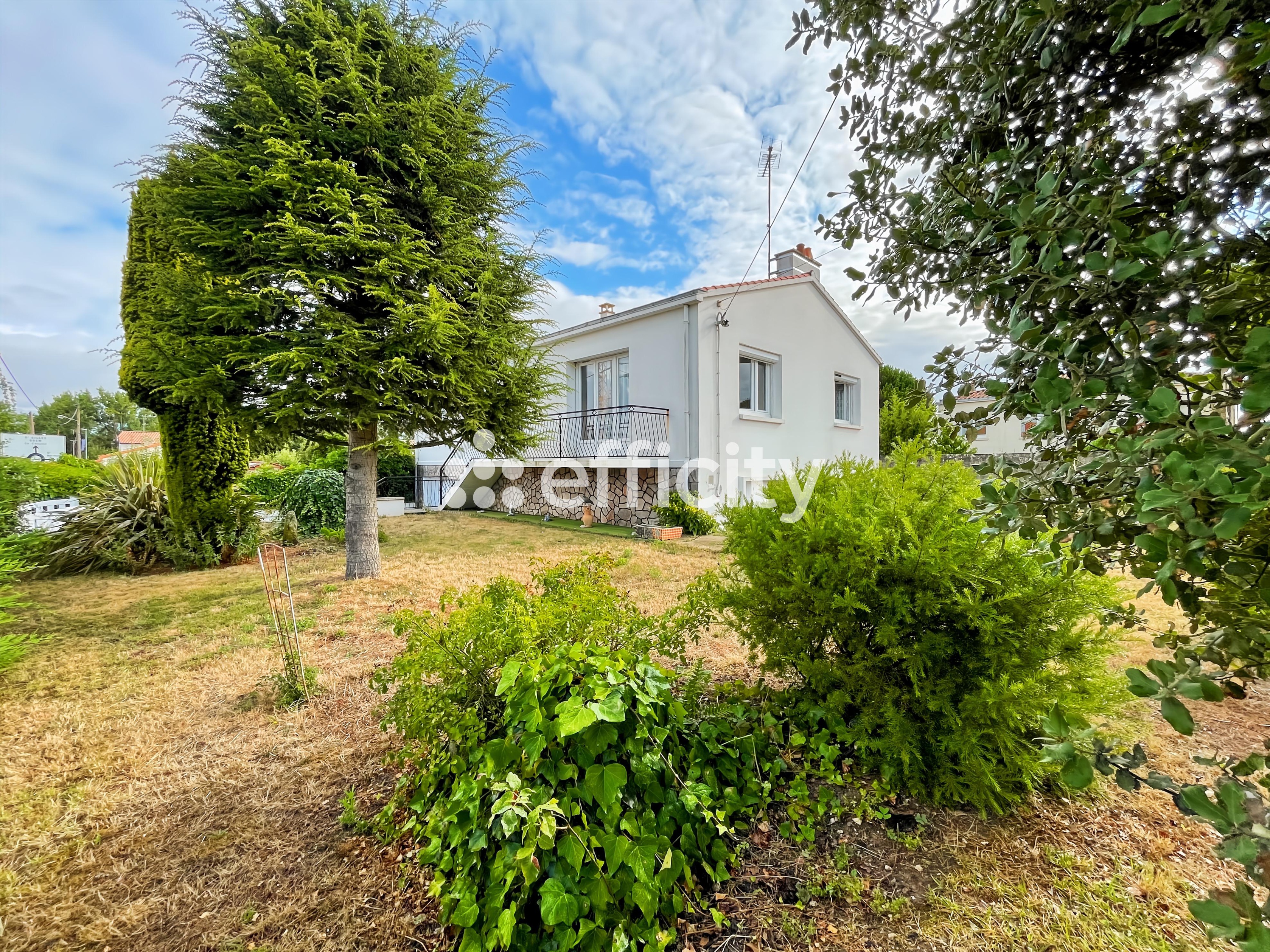 Achat immobilier Maison 5 pièces  107m2 à L'Île-d'Olonne (85340) - Photo n°1