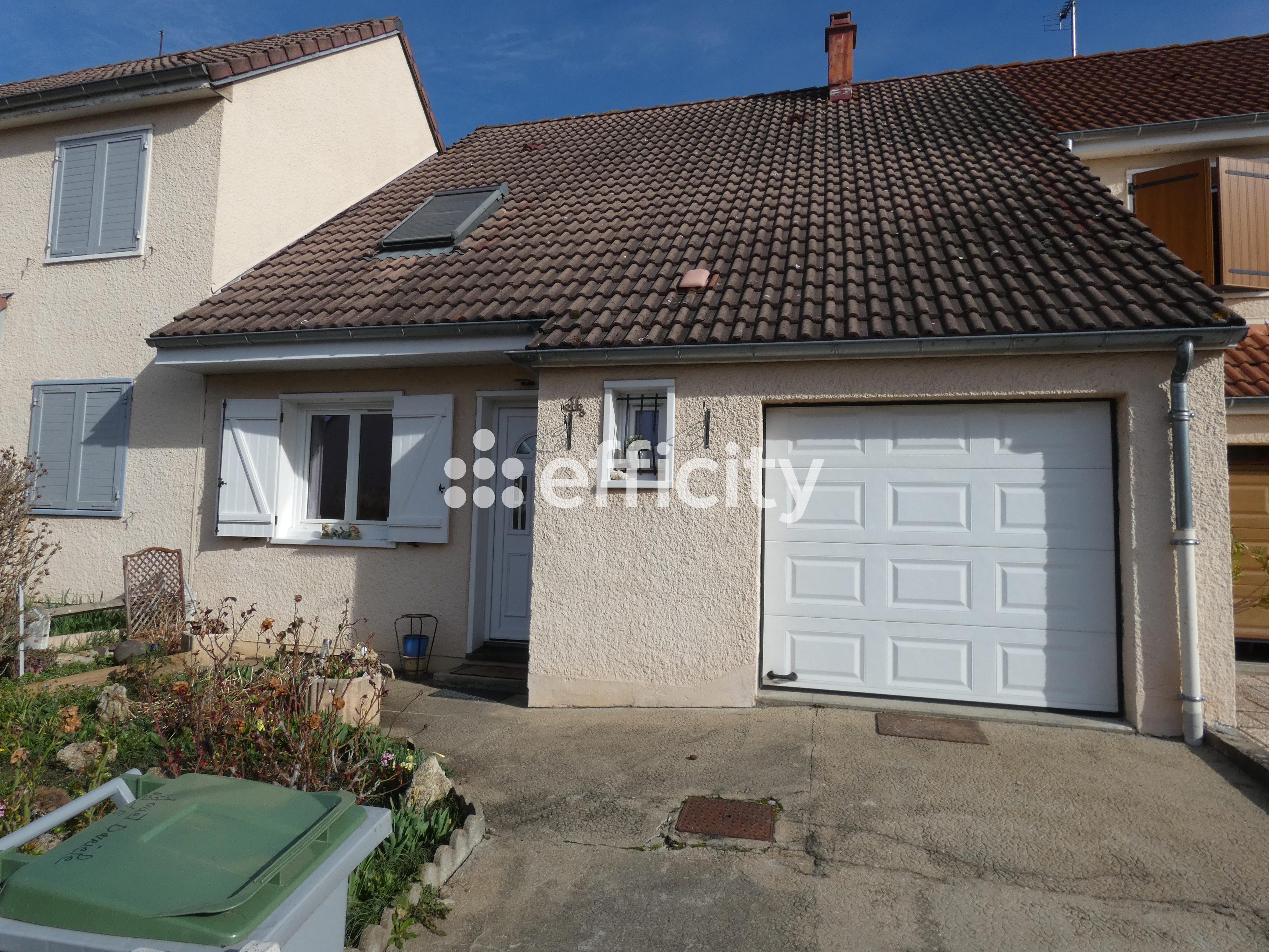 Achat immobilier Maison 4 pièces  91m2 à Gannat (03800) - Photo n°1