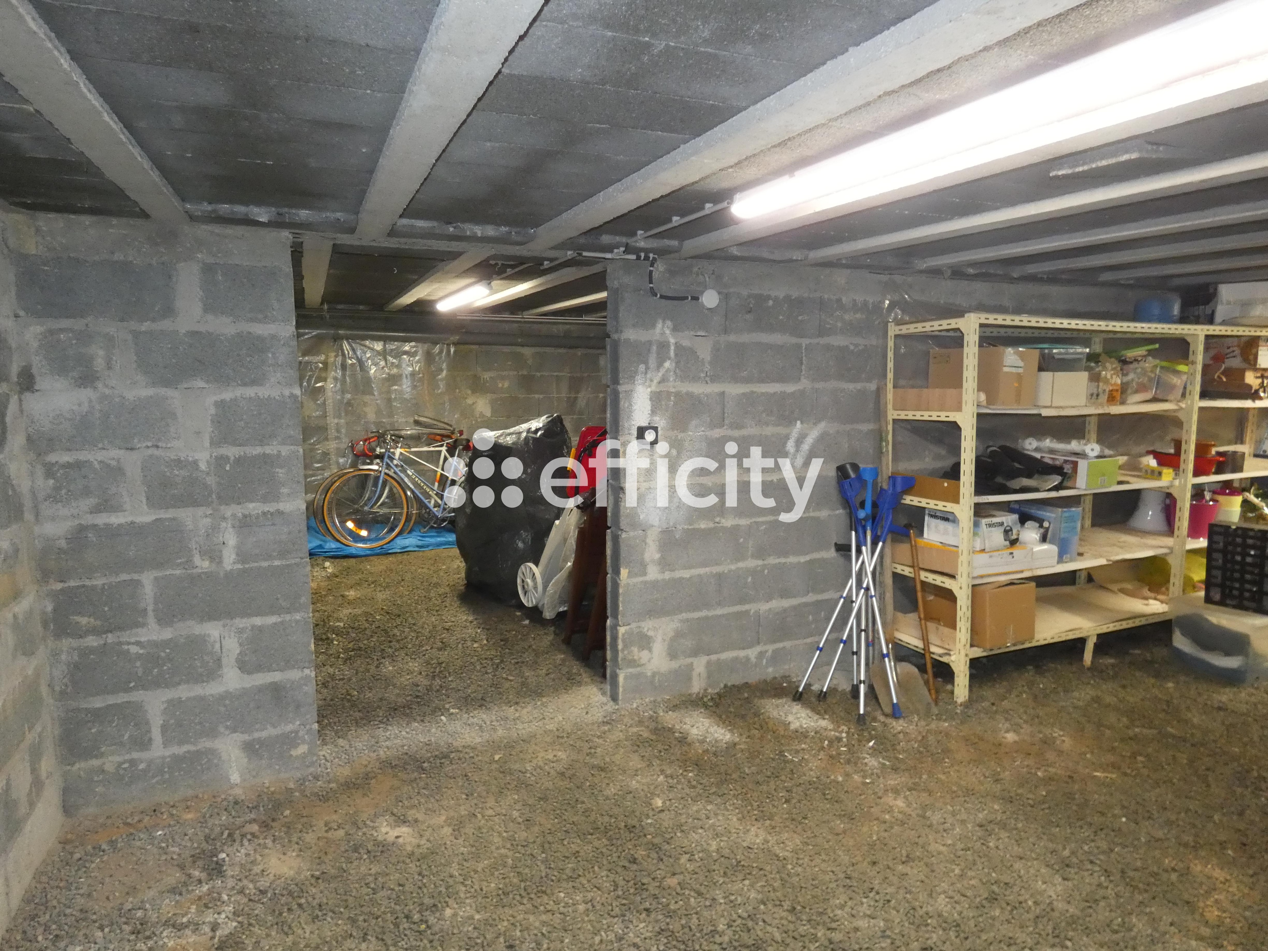 Achat immobilier Maison 4 pièces  91m2 à Gannat (03800) - Photo n°12