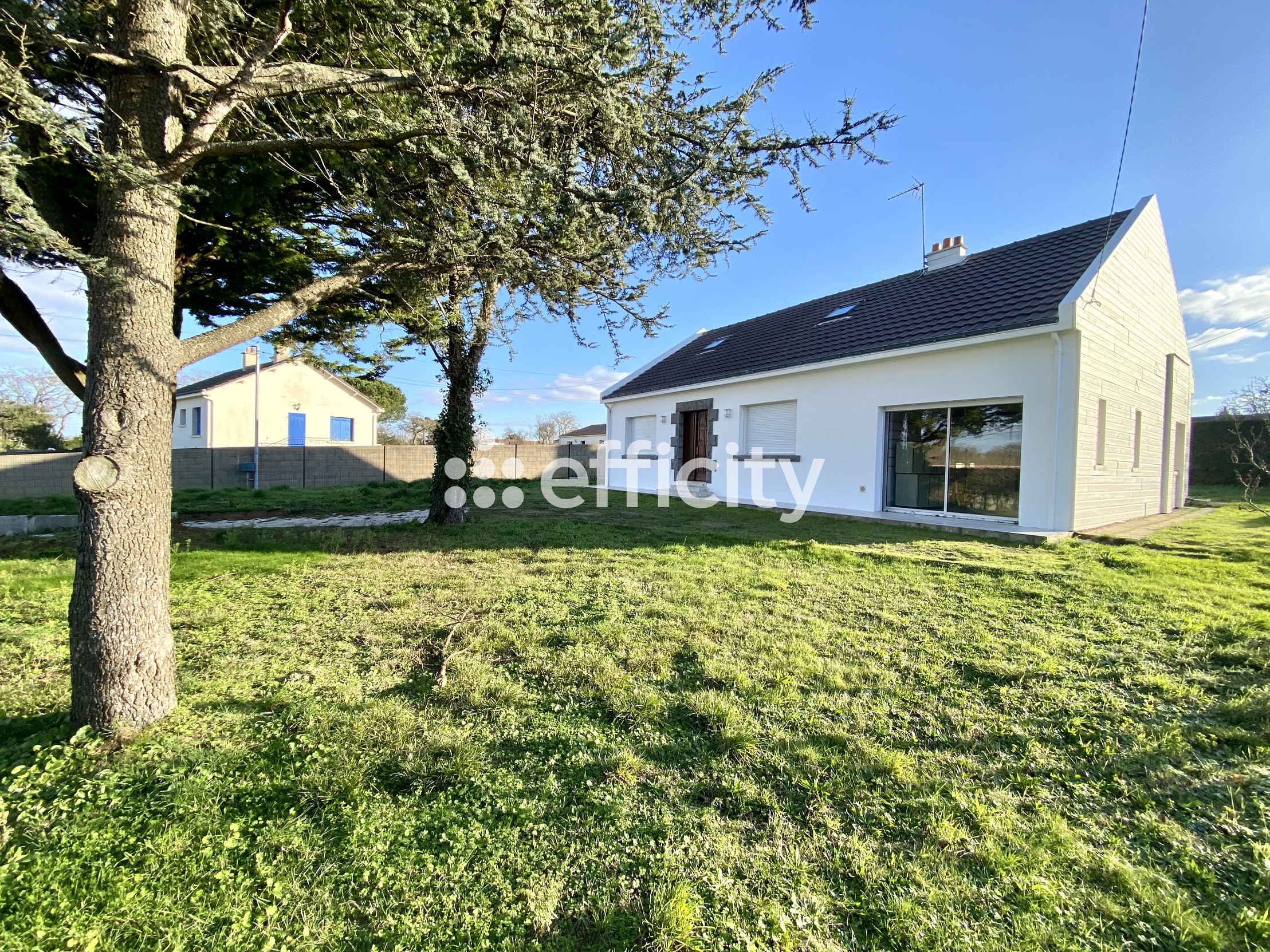 maison 8 pièces - 232m2 à La Plaine-sur-Mer (44770)