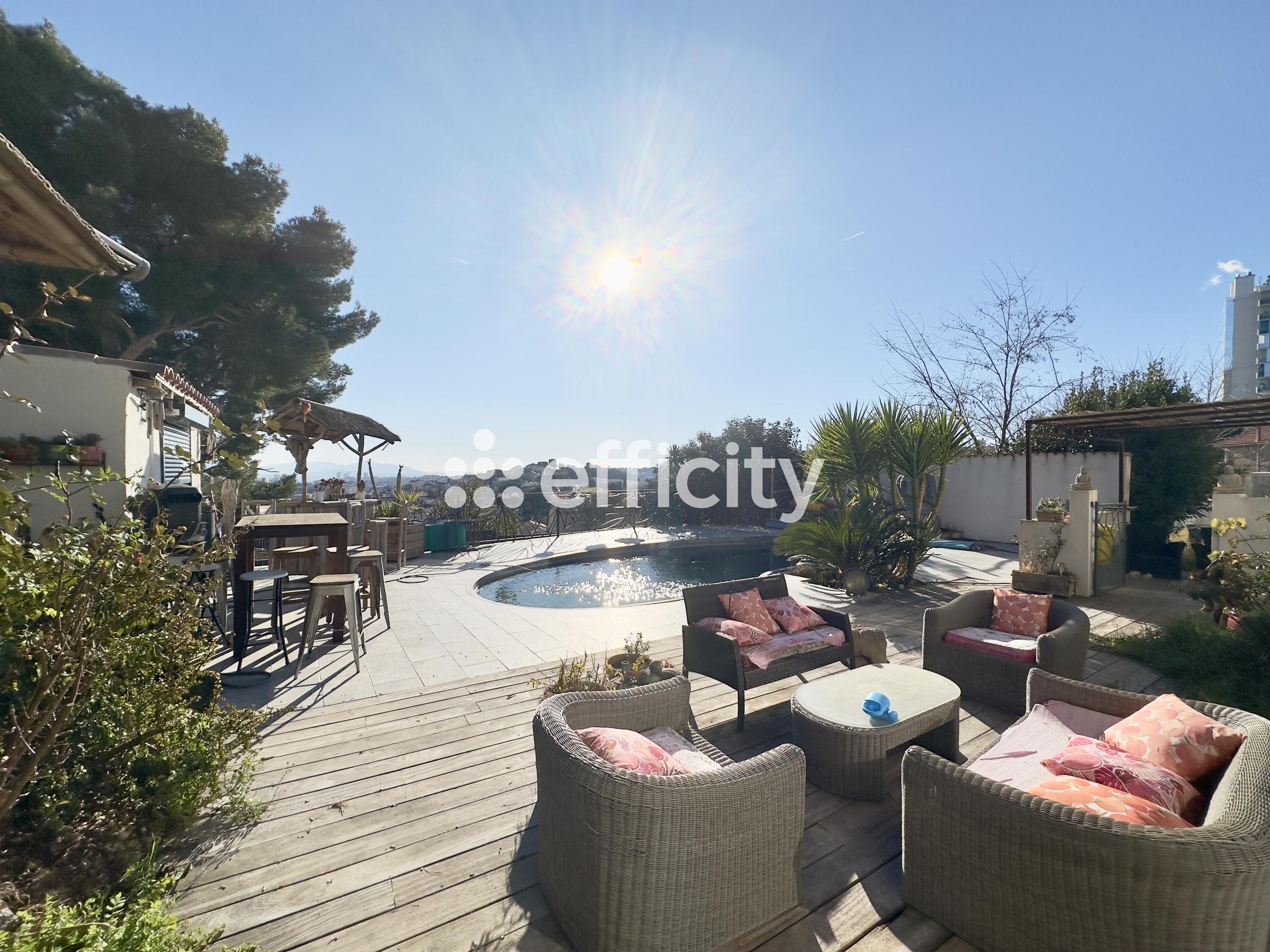 maison 11 pièces - 267m2 à Septèmes-les-Vallons (13240)