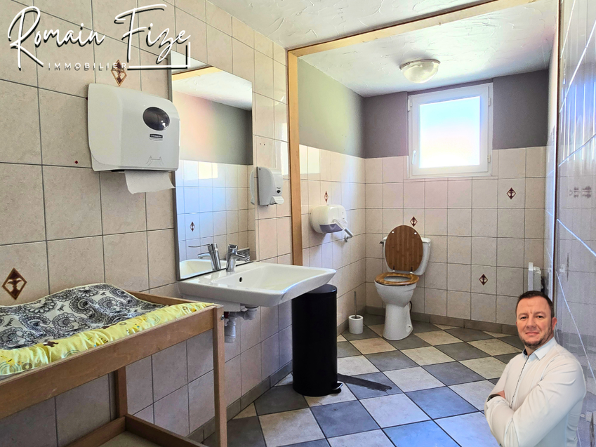 Achat immobilier Fonds de commerce   300m2 à Courtils (50220) - Photo n°8