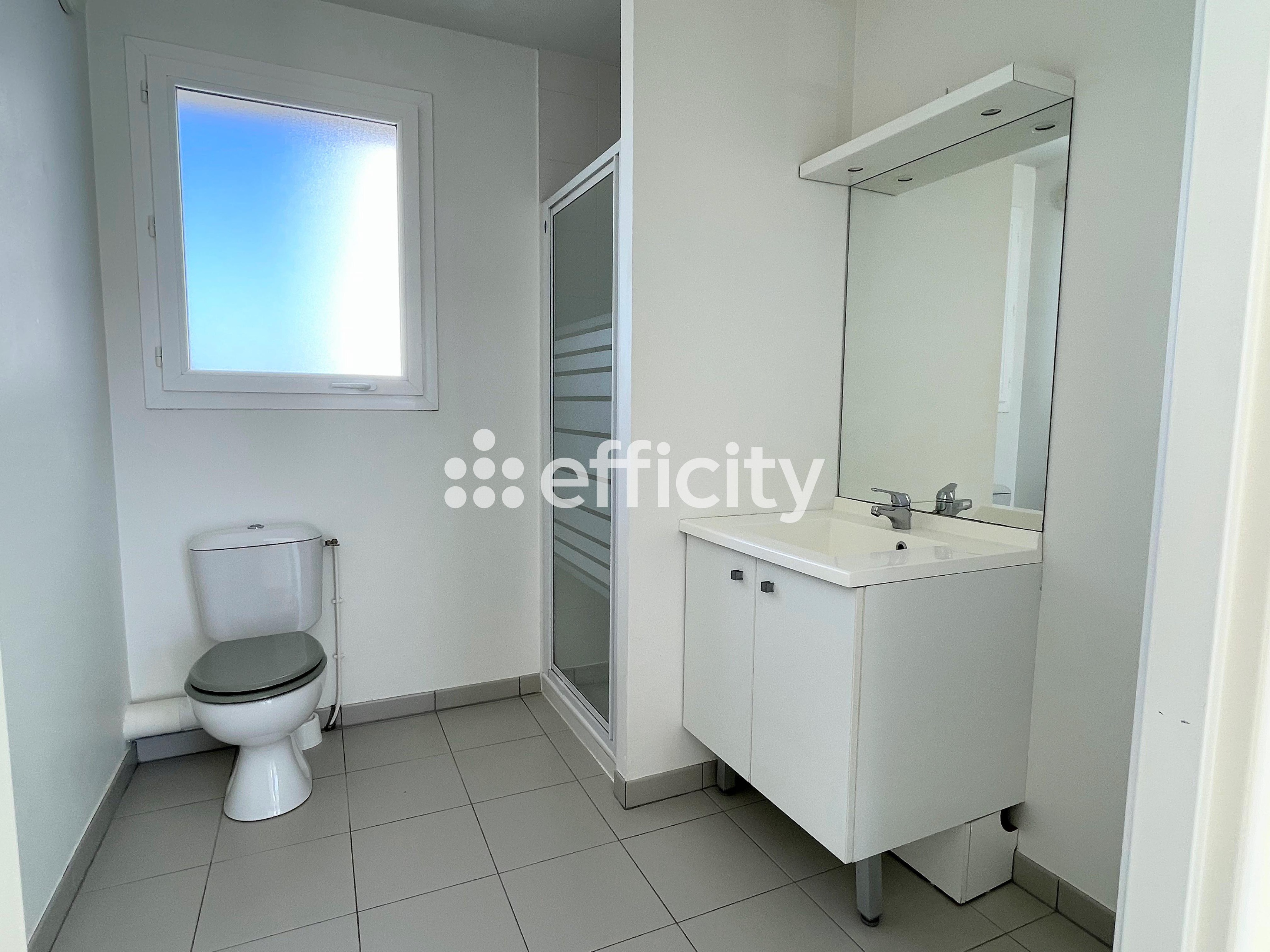 Achat immobilier Appartement 2 pièces  43m2 à Lagord (17140) - Photo n°6