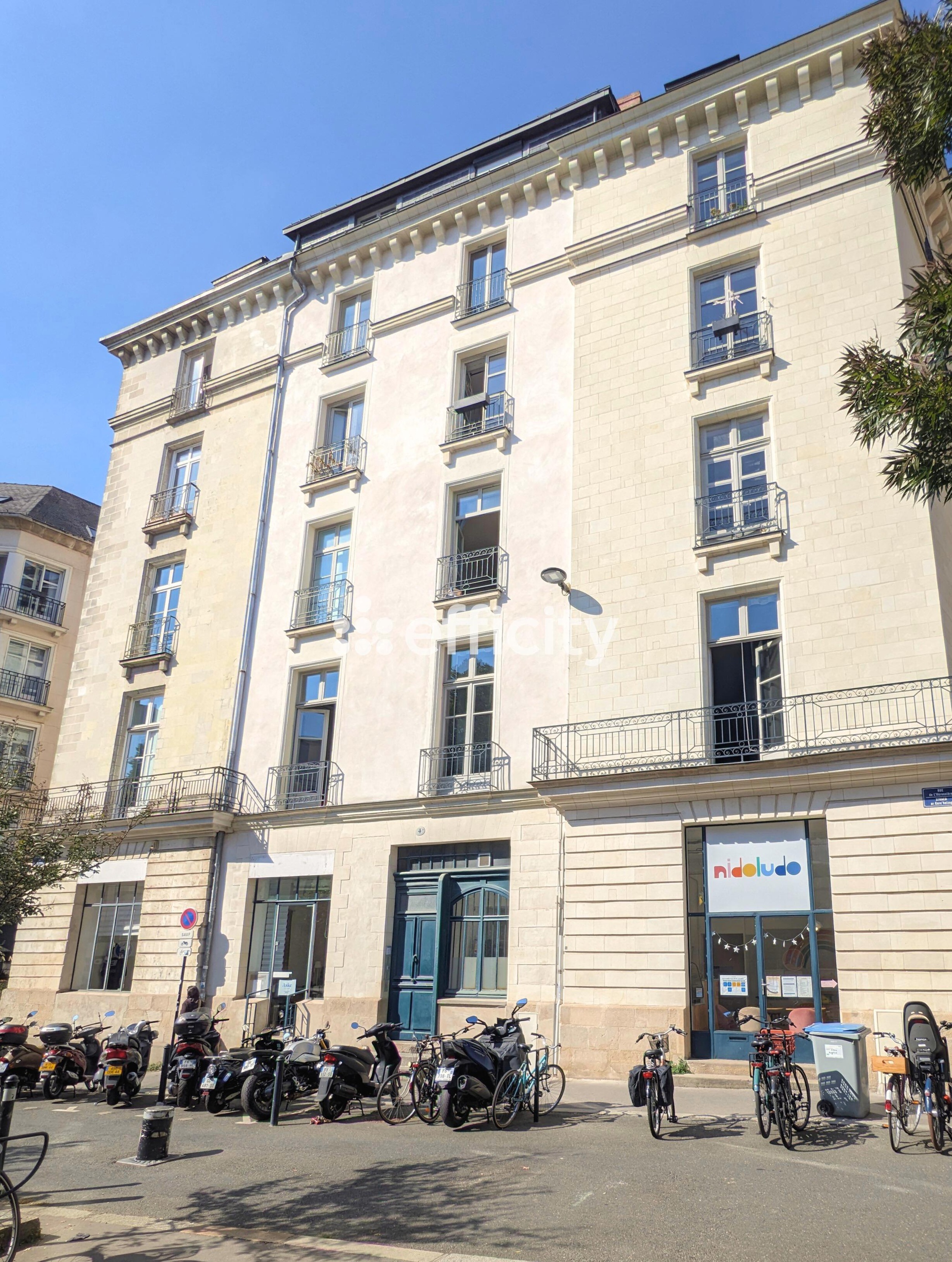 Achat immobilier Appartement 1 pièces  25m2 à Nantes (44000) - Photo n°1