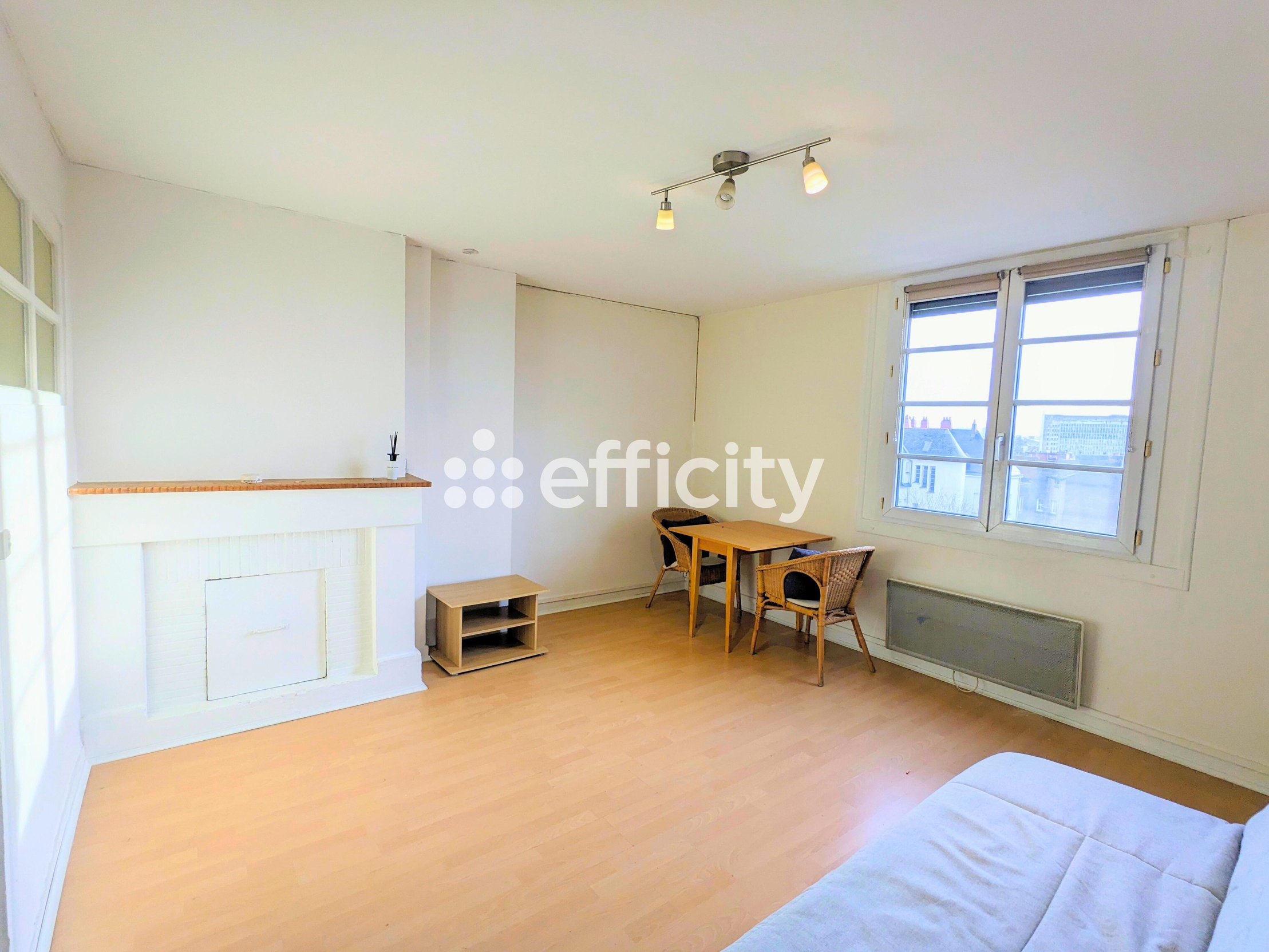 appartement 1 pièces - 25m2 à Nantes (44000)