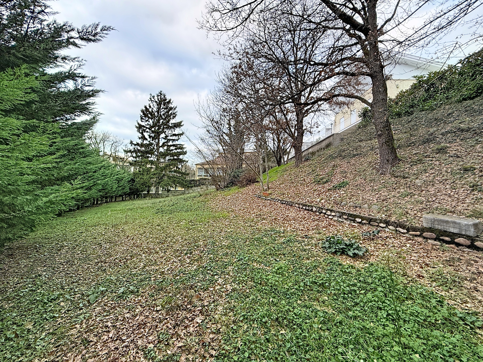 terrain  - 900m2 à Chanas (38150)