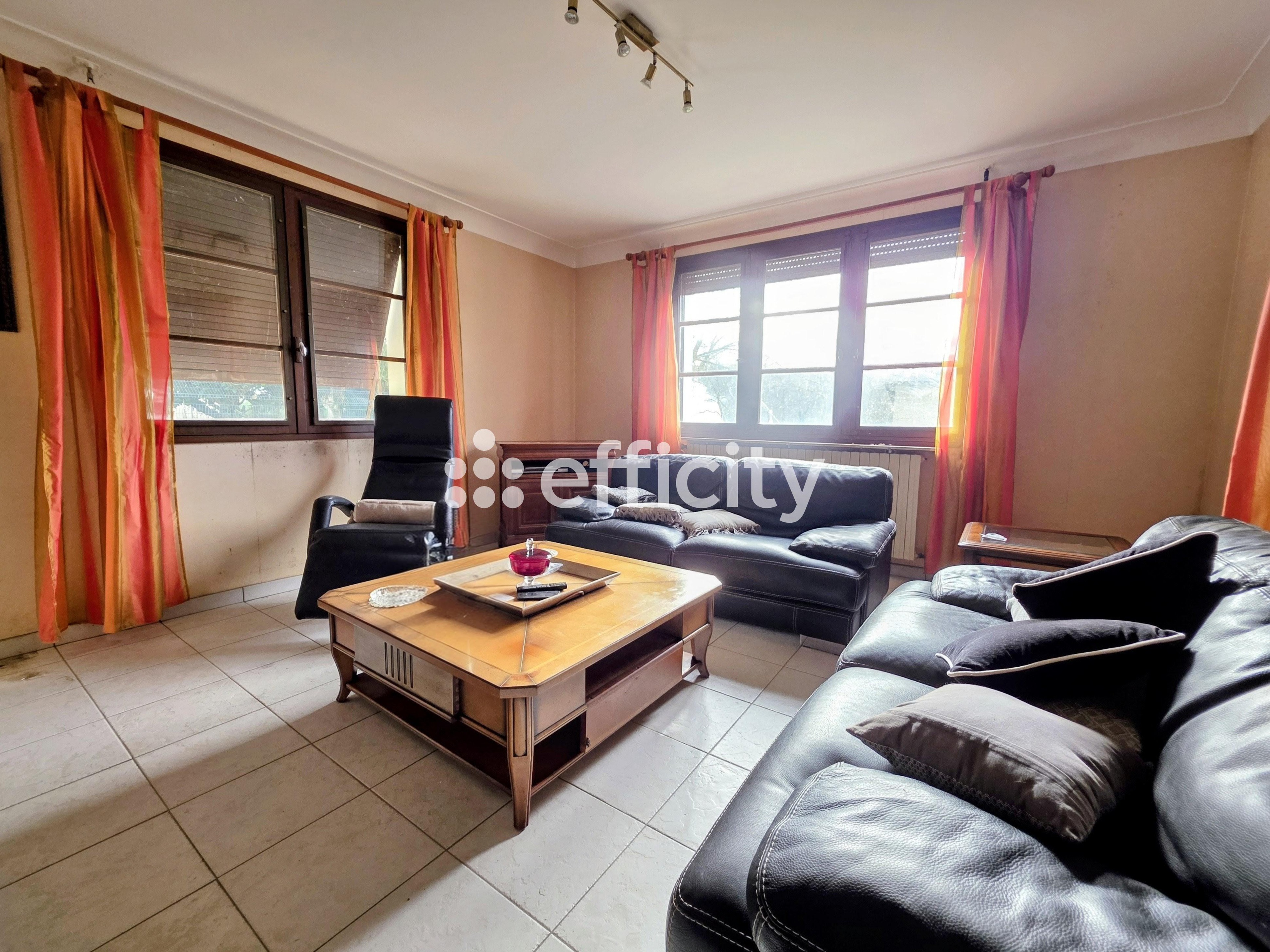Achat immobilier Maison 5 pièces  96m2 à Saint-Louis-en-l'Isle (24444) - Photo n°4