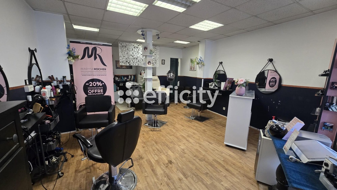 fonds de commerce  - 54m2 à Montreuil (93100)