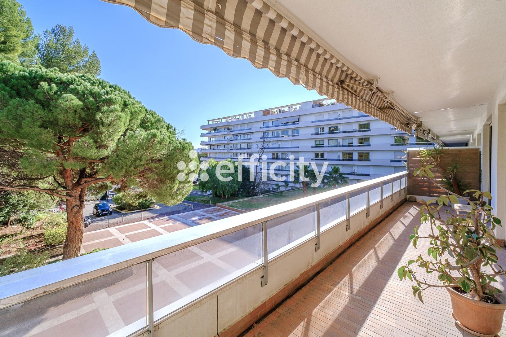Achat immobilier Appartement 3 pièces  92m2 à Marseille (13008) - Photo n°5