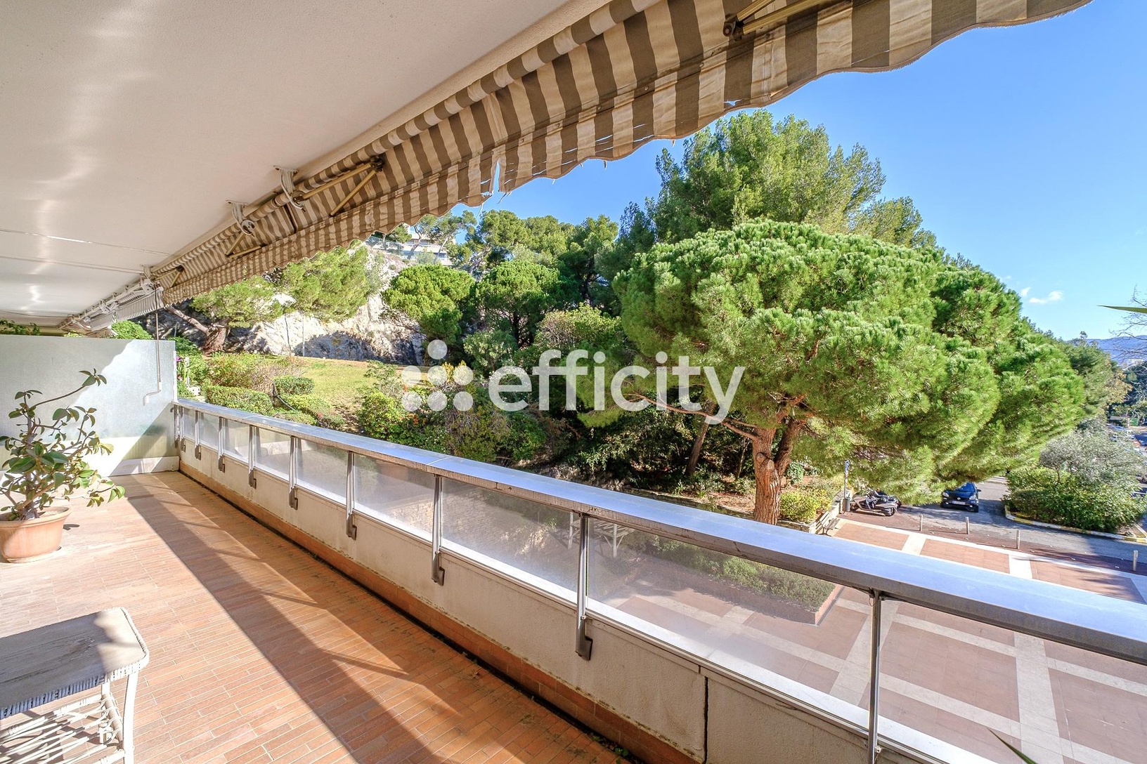 Achat immobilier Appartement 3 pièces  92m2 à Marseille (13008) - Photo n°1
