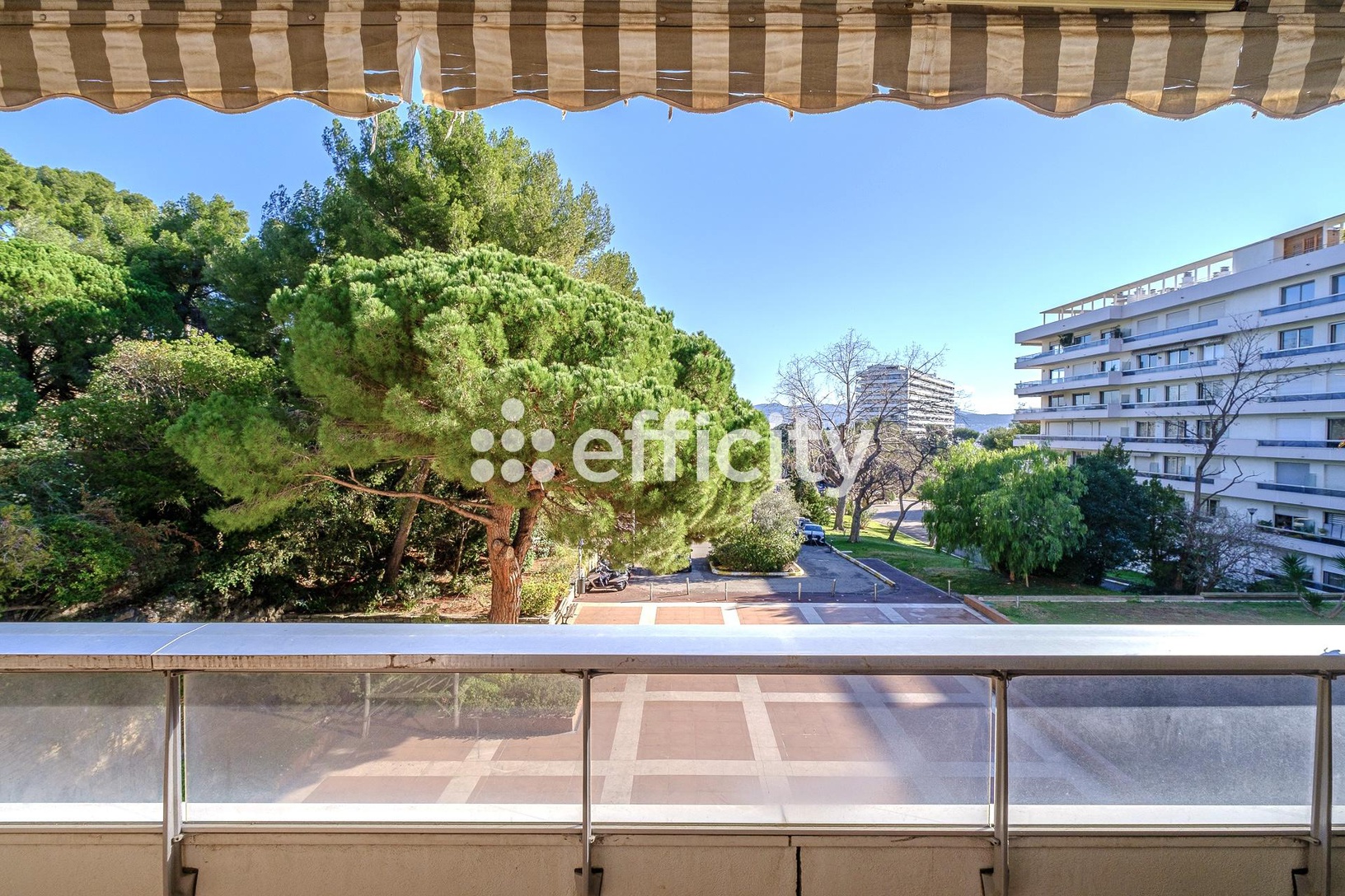 Achat immobilier Appartement 3 pièces  92m2 à Marseille (13008) - Photo n°4