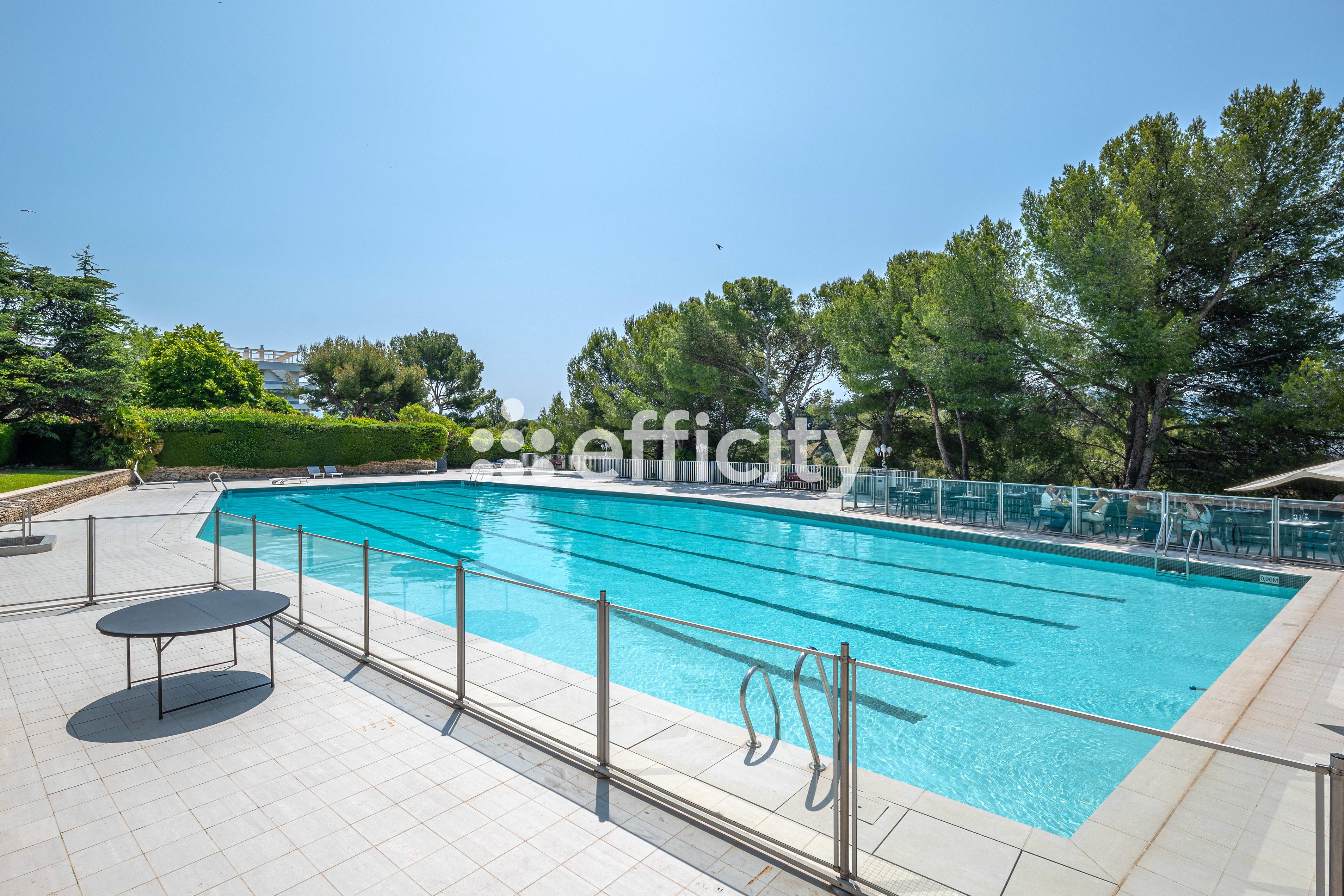 Achat immobilier Appartement 3 pièces  92m2 à Marseille (13008) - Photo n°21