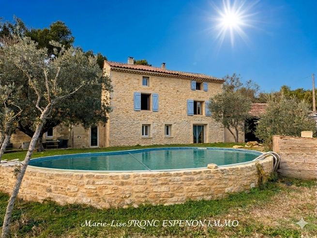 maison 8 pièces - 266,0m2 à Pernes-les-Fontaines (84210)