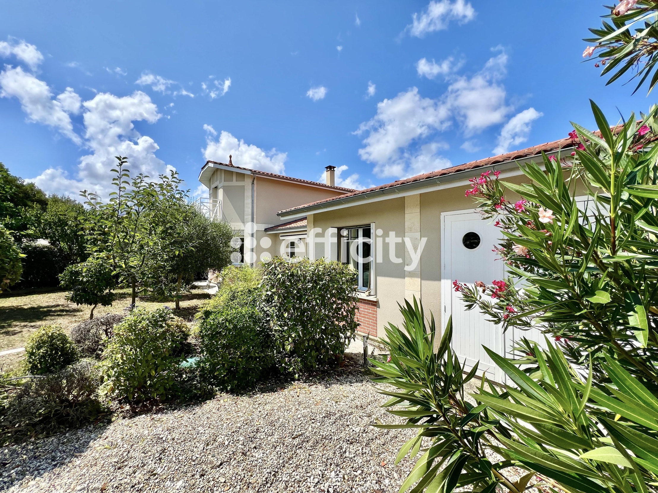 maison 6 pièces - 146m2 à Eysines (33320)