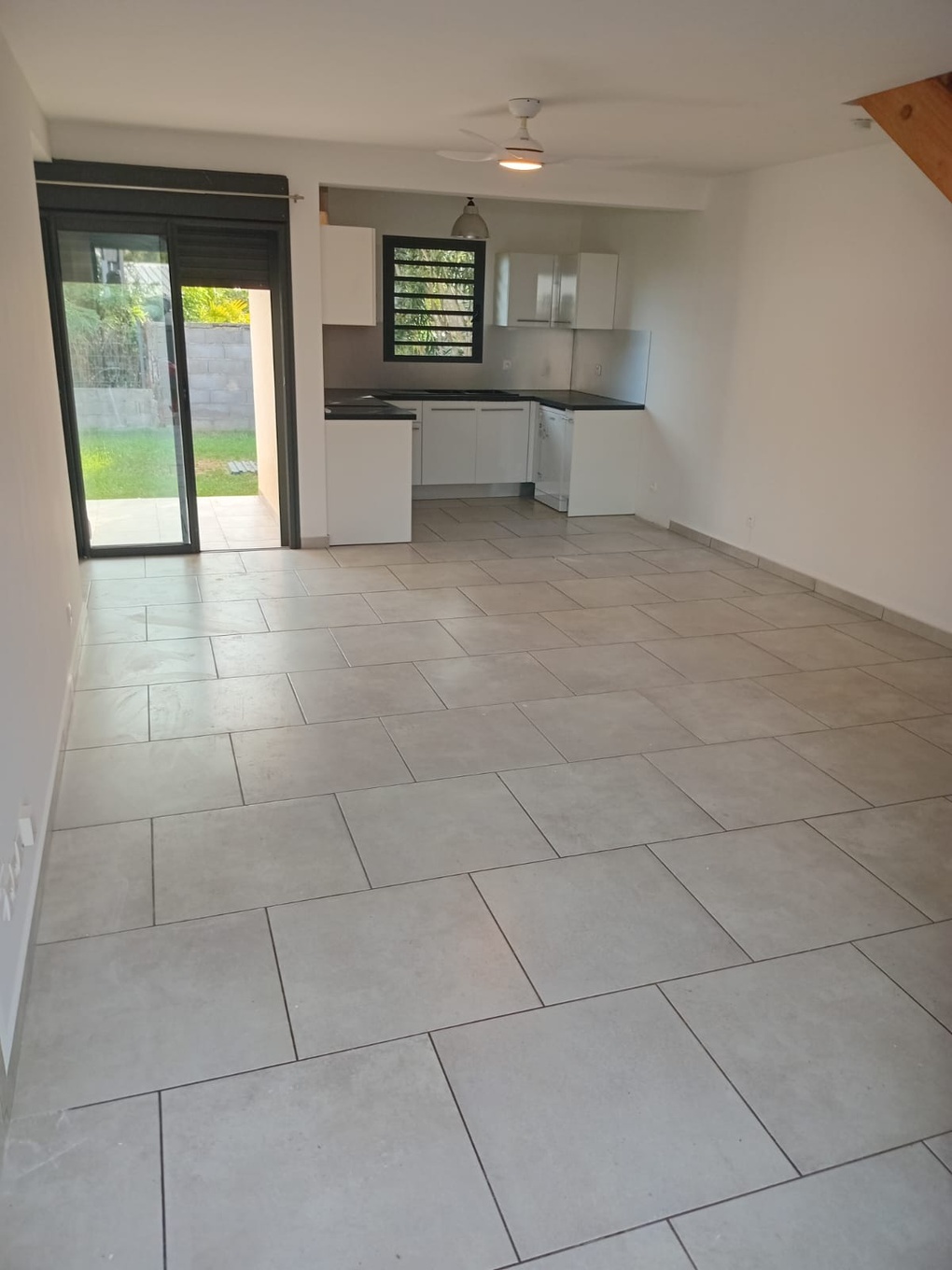 Achat immobilier Maison 4 pièces  80m2 à Saint-Pierre (97432) - Photo n°4