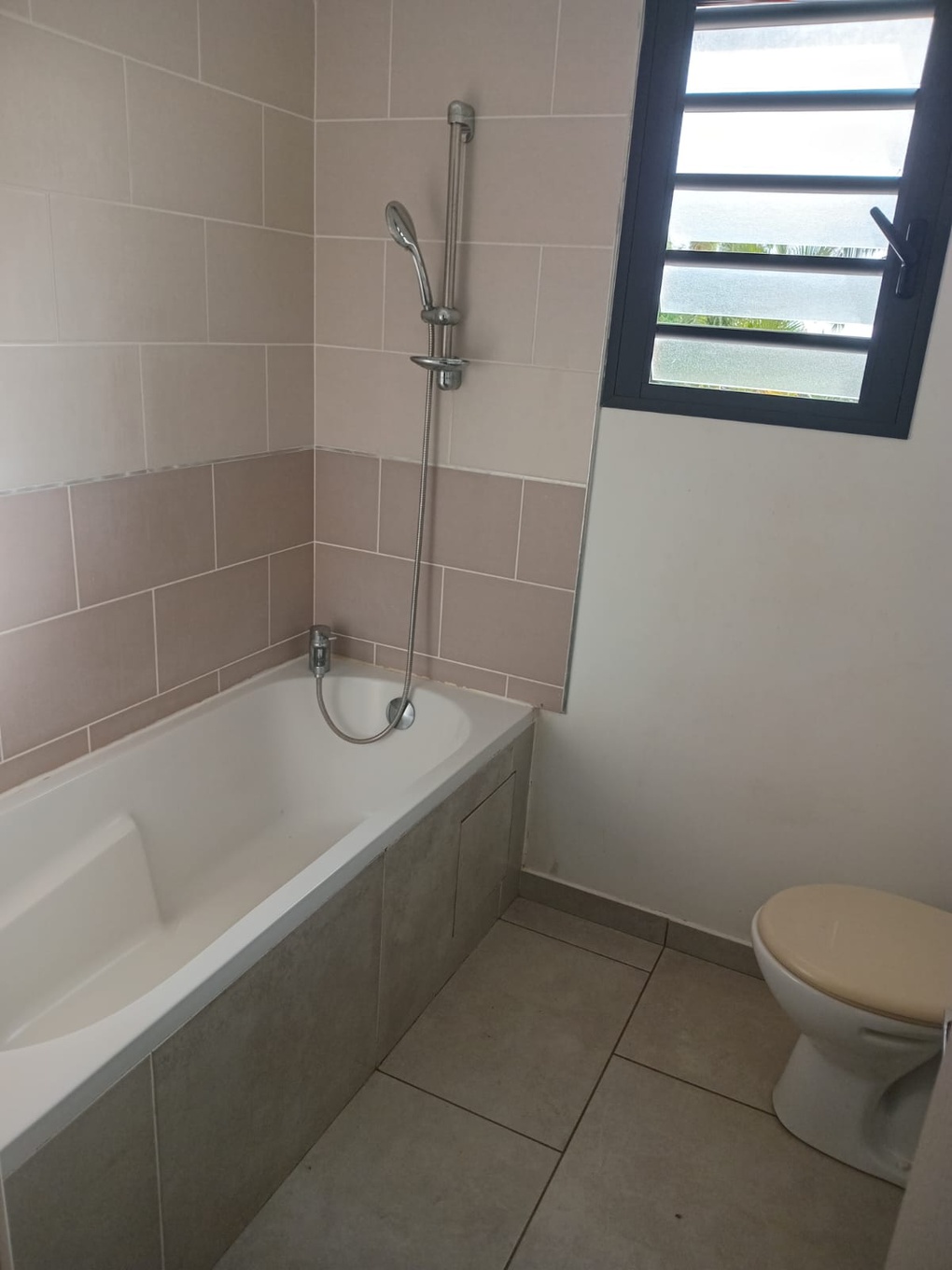 Achat immobilier Maison 4 pièces  80m2 à Saint-Pierre (97432) - Photo n°6