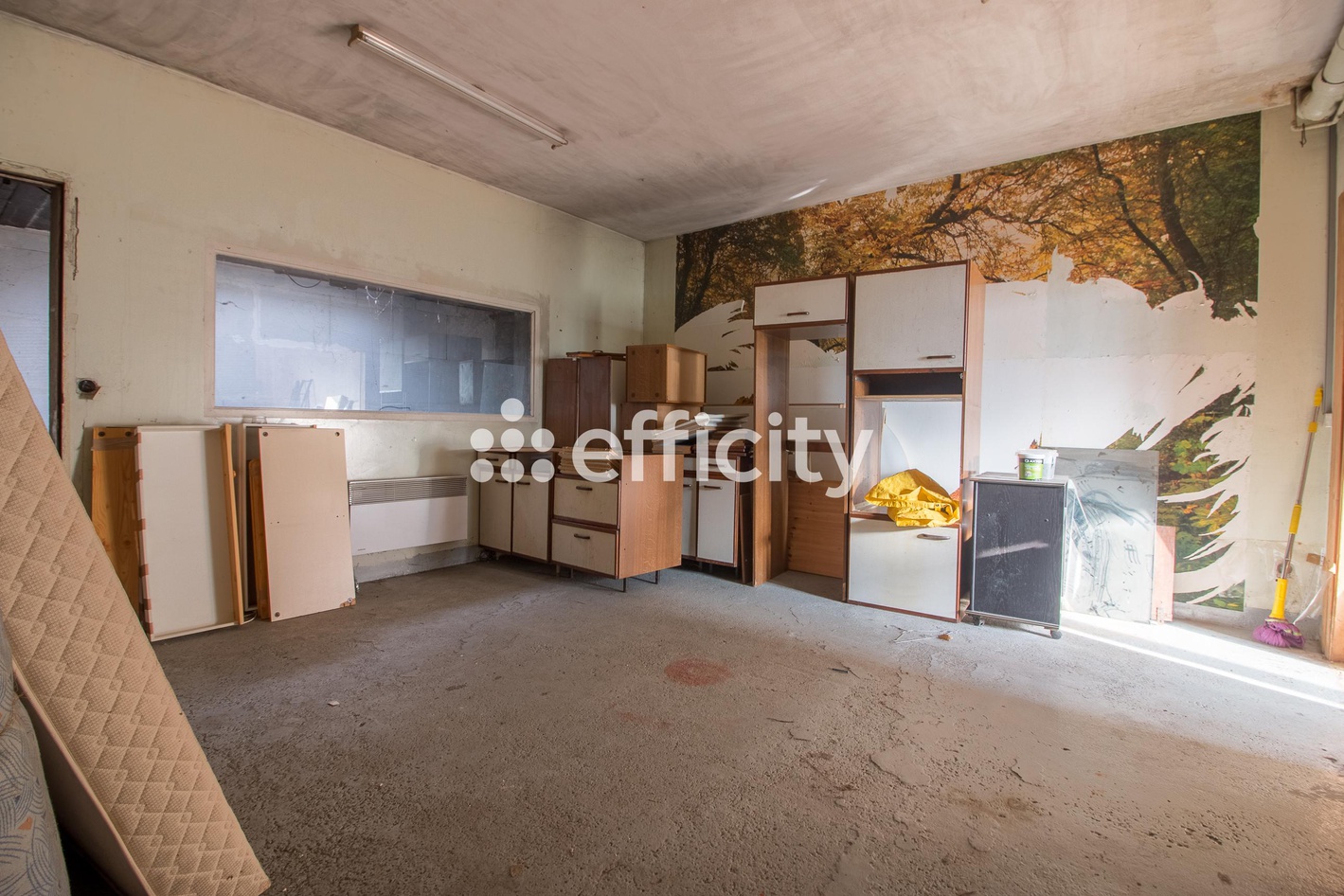 local commercial 2 pièces - 56m2 à Drancy (93700)