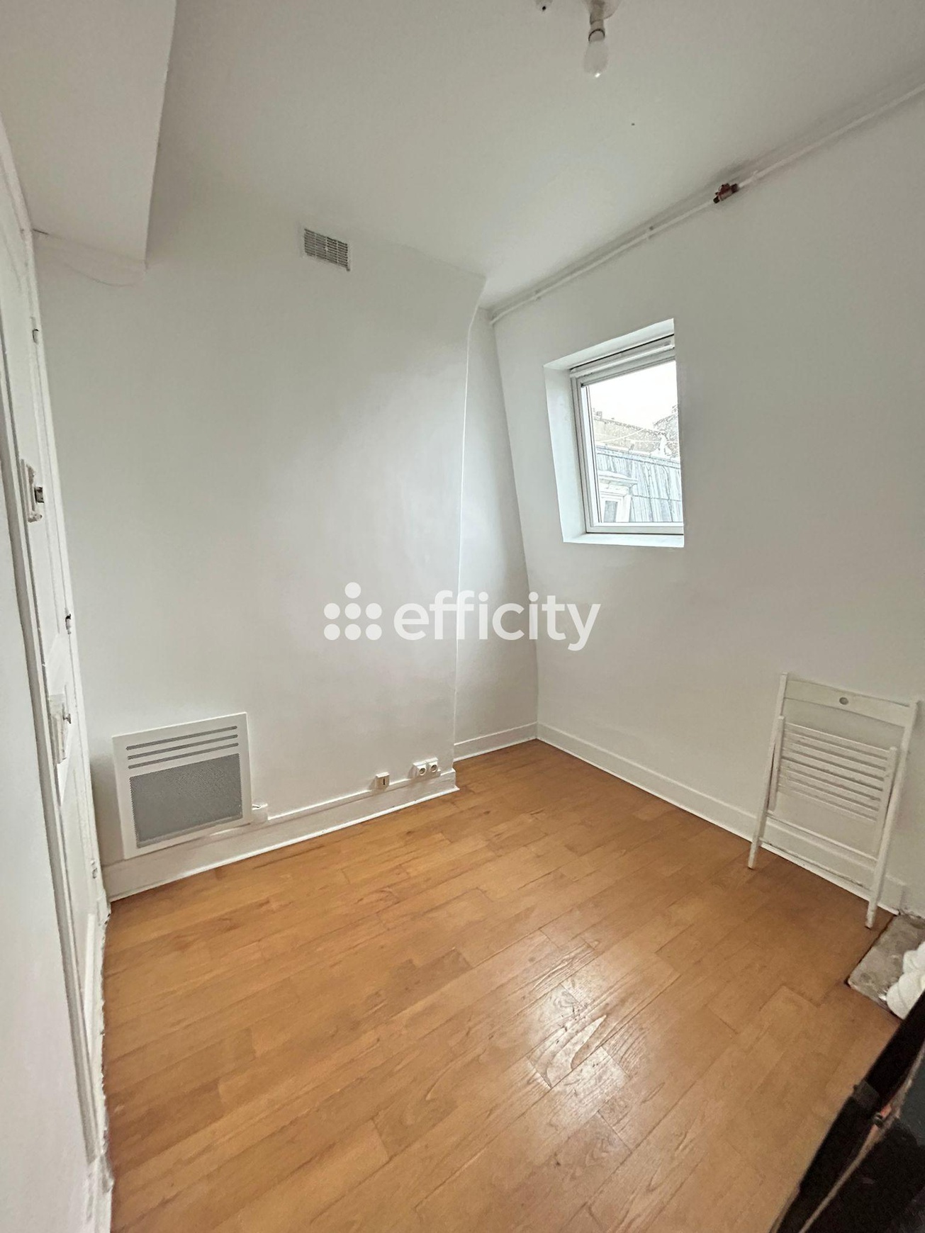 Achat immobilier Appartement 2 pièces  15m2 à Paris (75018) - Photo n°10