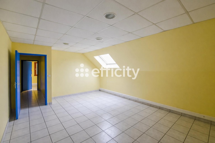 bureau 10 pièces - 203,0m2 à Hanvec (29460)